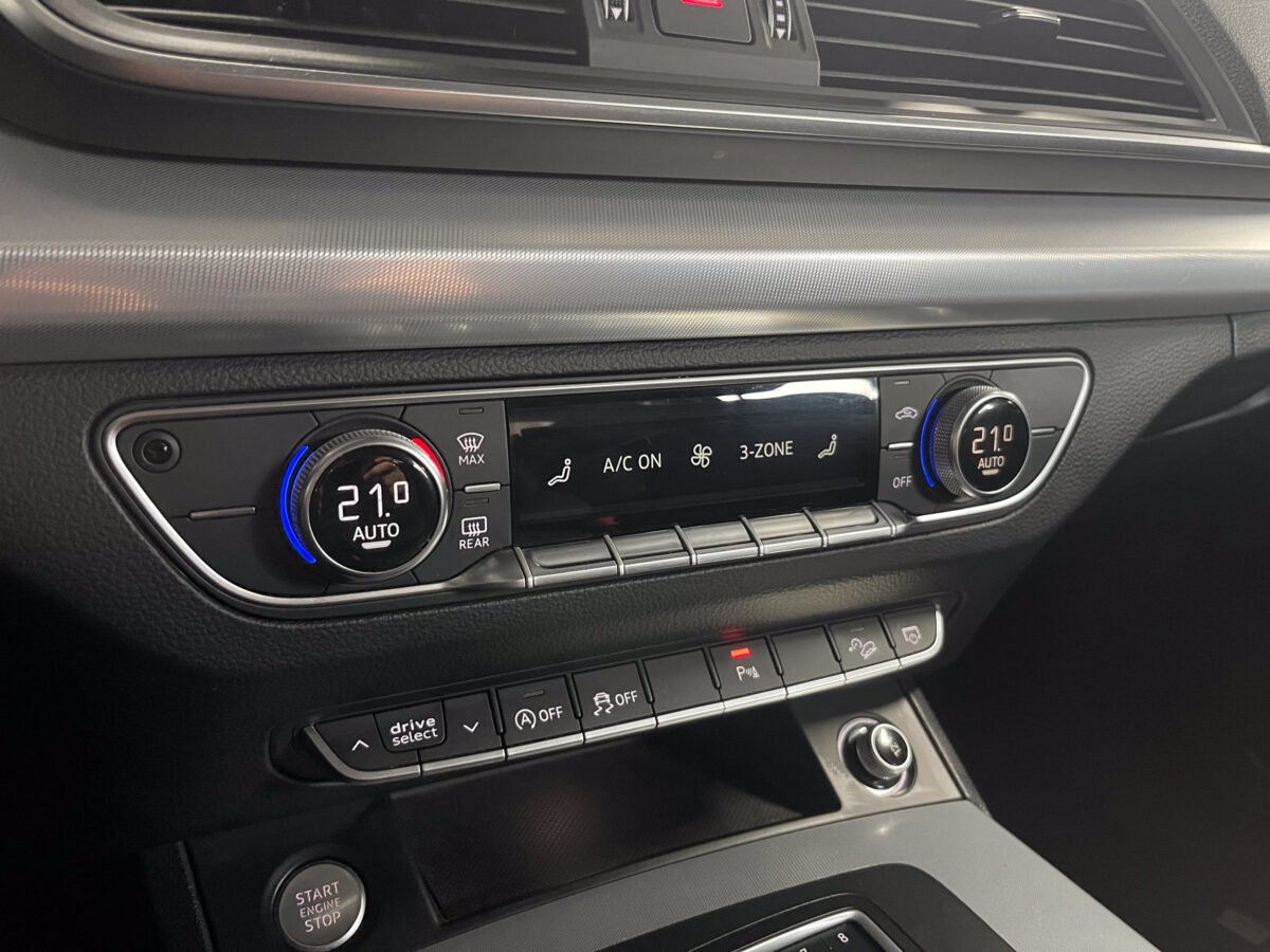 AUDI Q5 2.0 TDI Stronic Quattro