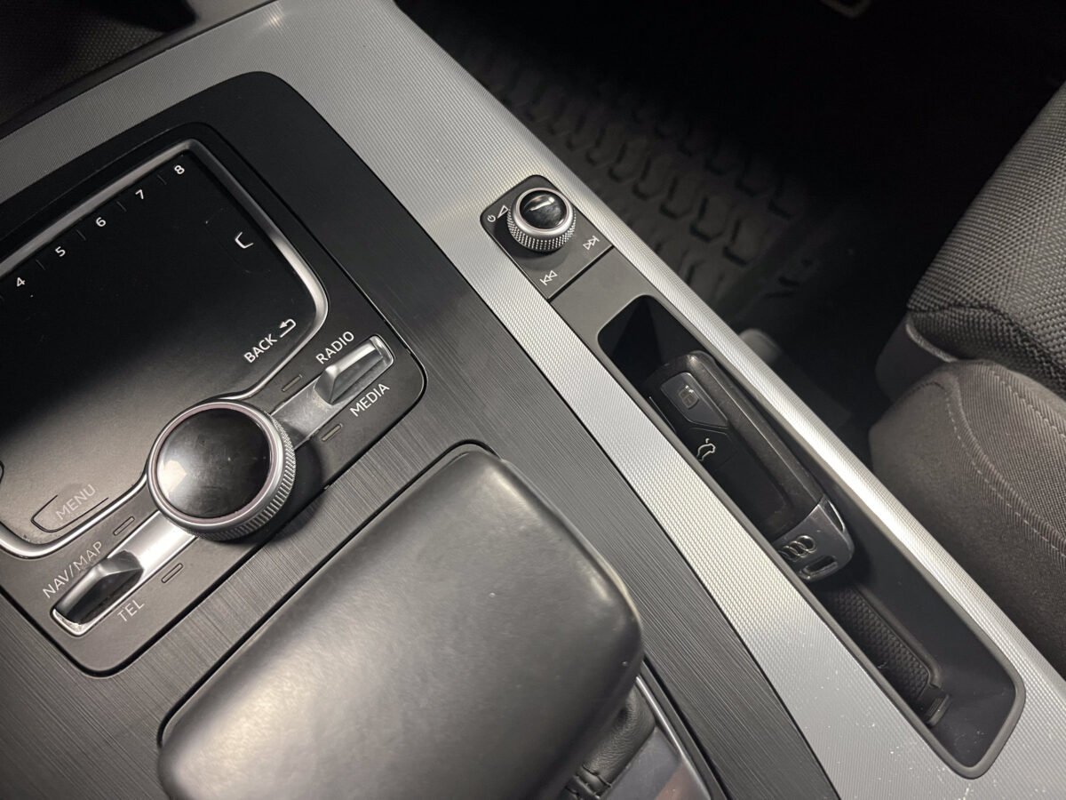 AUDI Q5 2.0 TDI Stronic Quattro