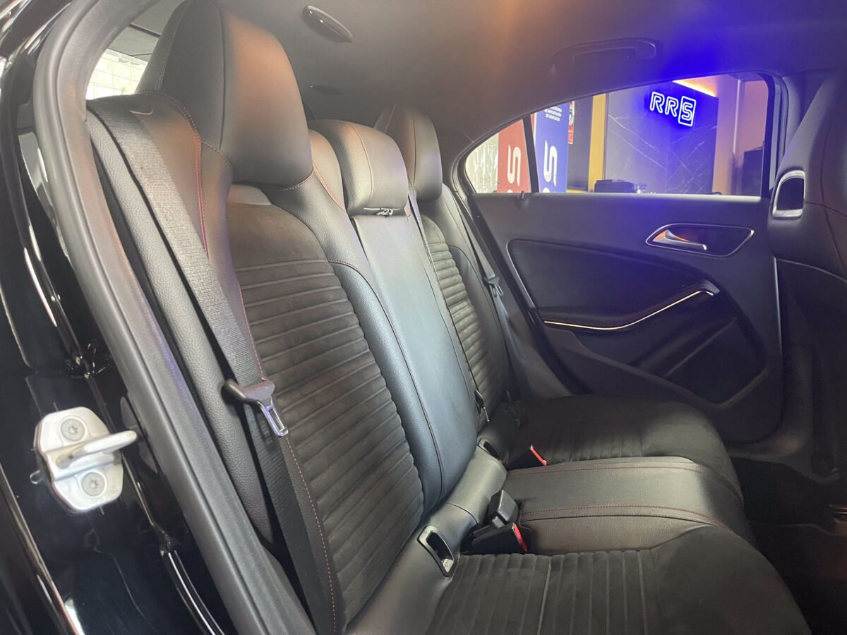 MERCEDES-BENZ Clase A 180 CDI AMG LINE