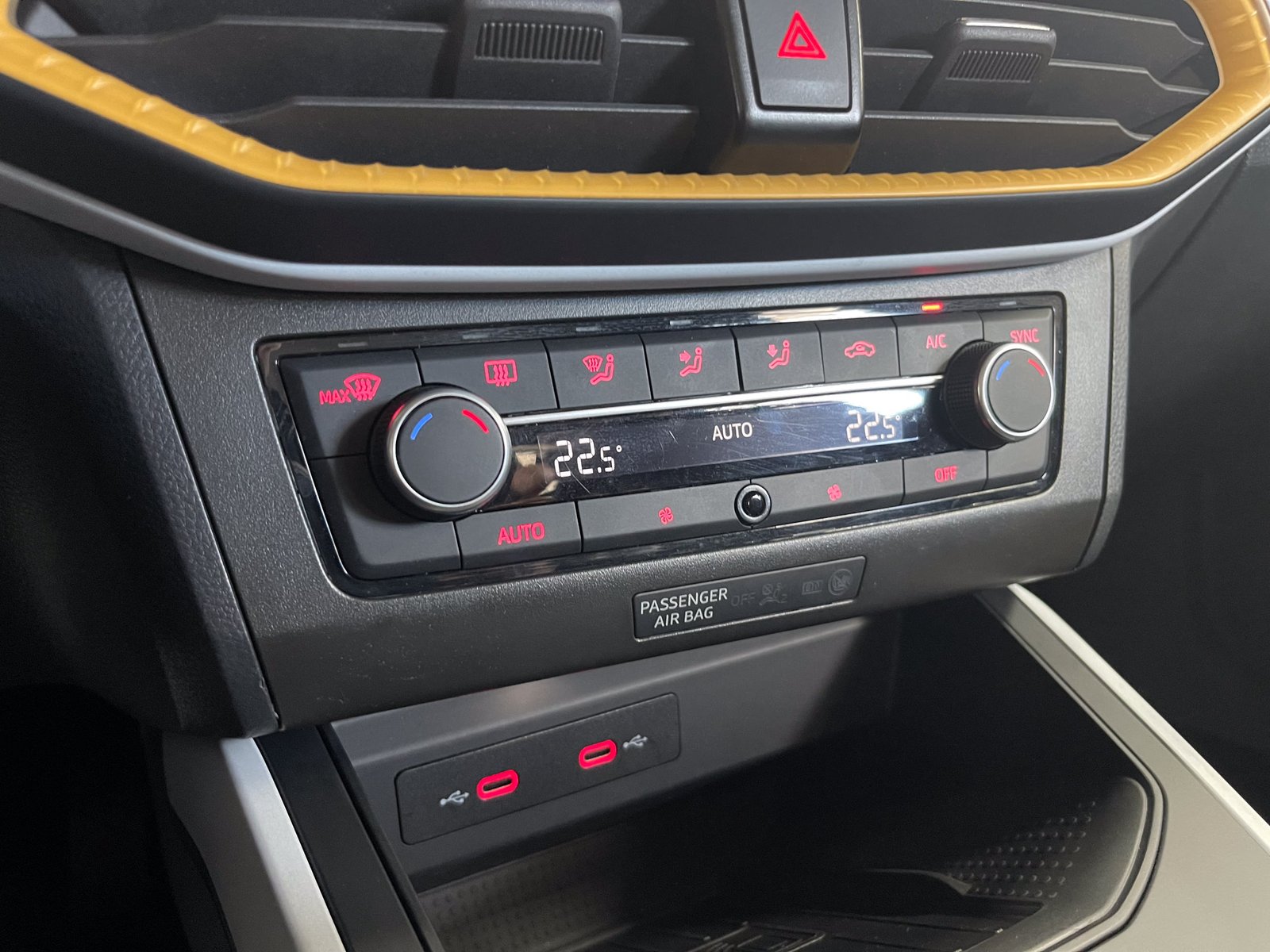 SEAT Arona 1.0 TSI STYLE