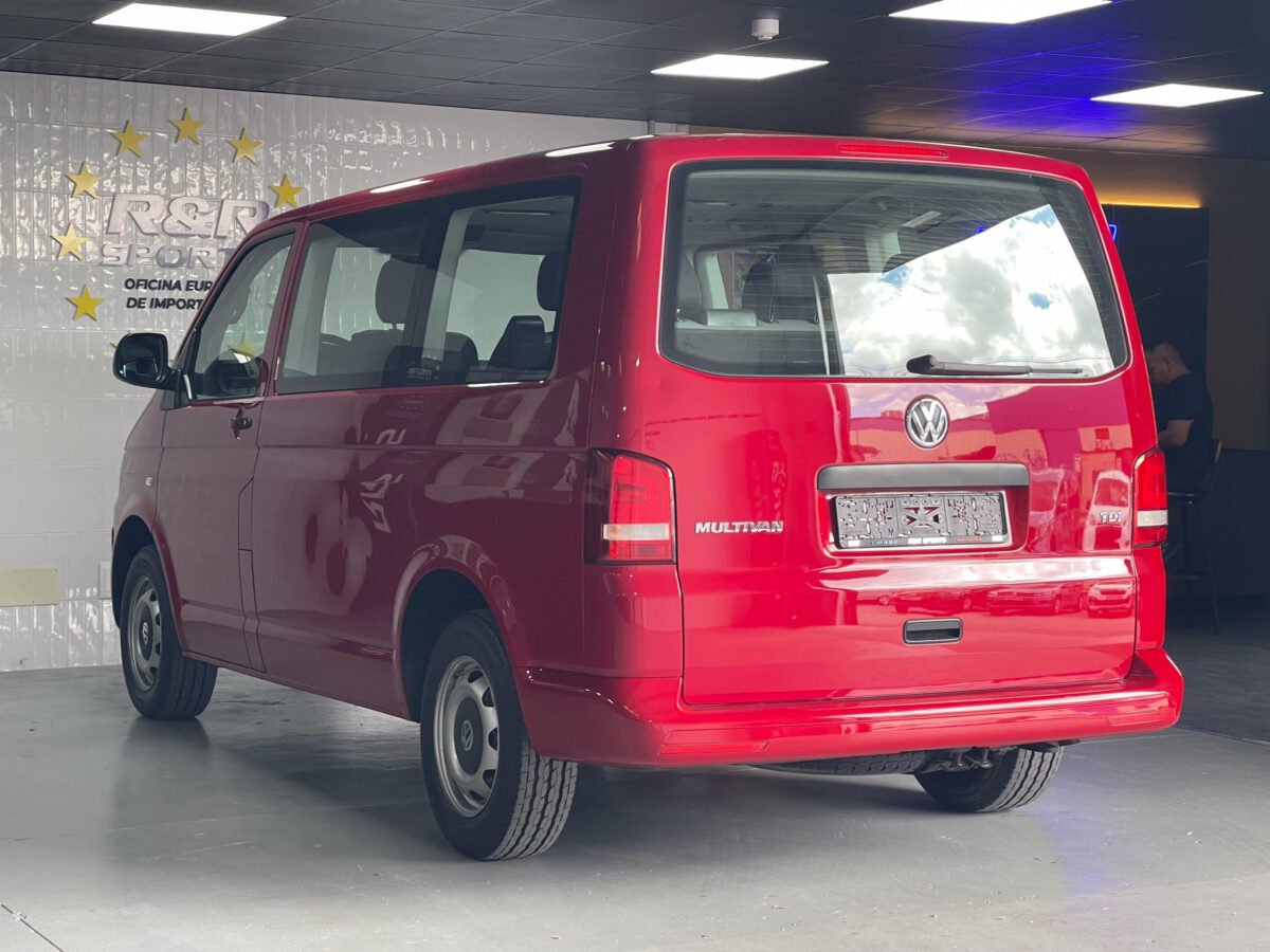 VOLKSWAGEN Multivan 2.0 TDI Startline