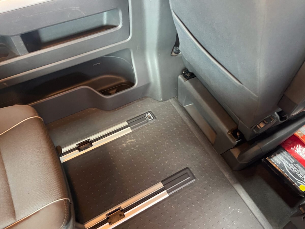VOLKSWAGEN Multivan 2.0 TDI Startline