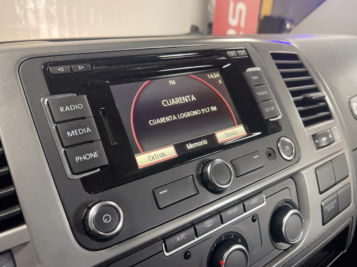 VOLKSWAGEN Multivan 2.0 TDI Startline