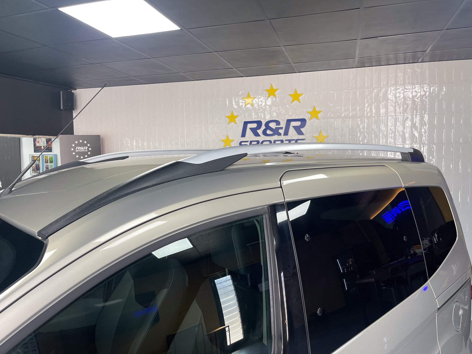 FORD Tourneo Curier 1.5 TDCi Titanium