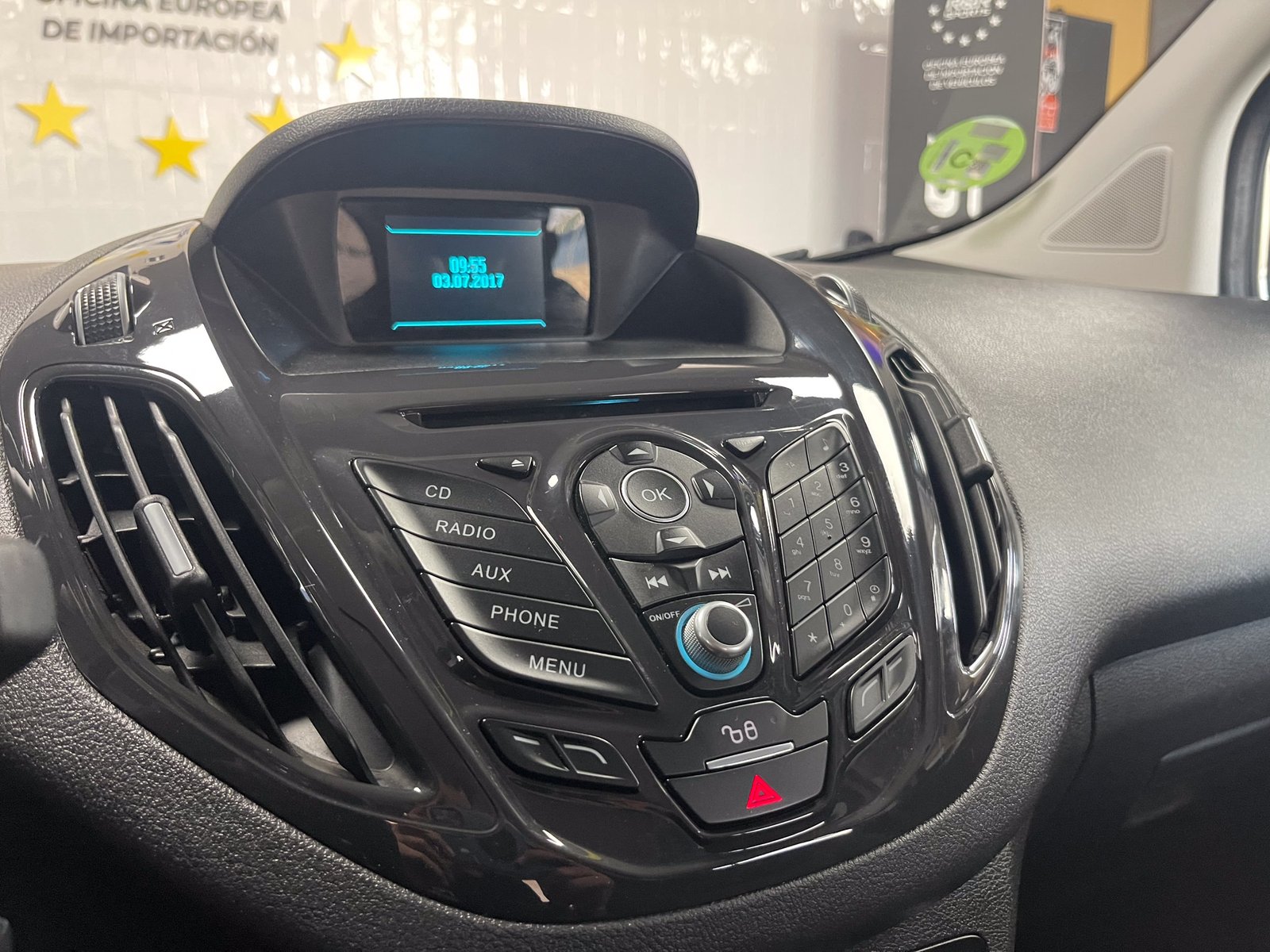 FORD Tourneo Curier 1.5 TDCi Titanium