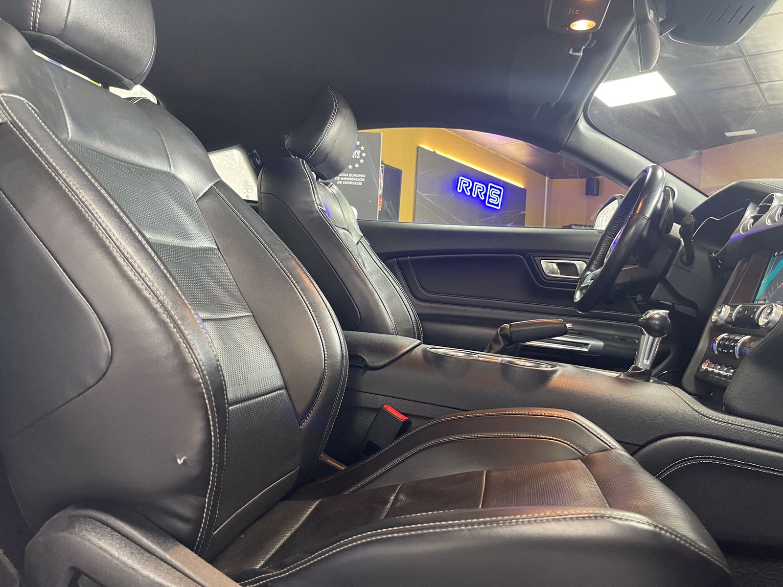 FORD Mustang Ecoboost 2.3 PERFORMANCE