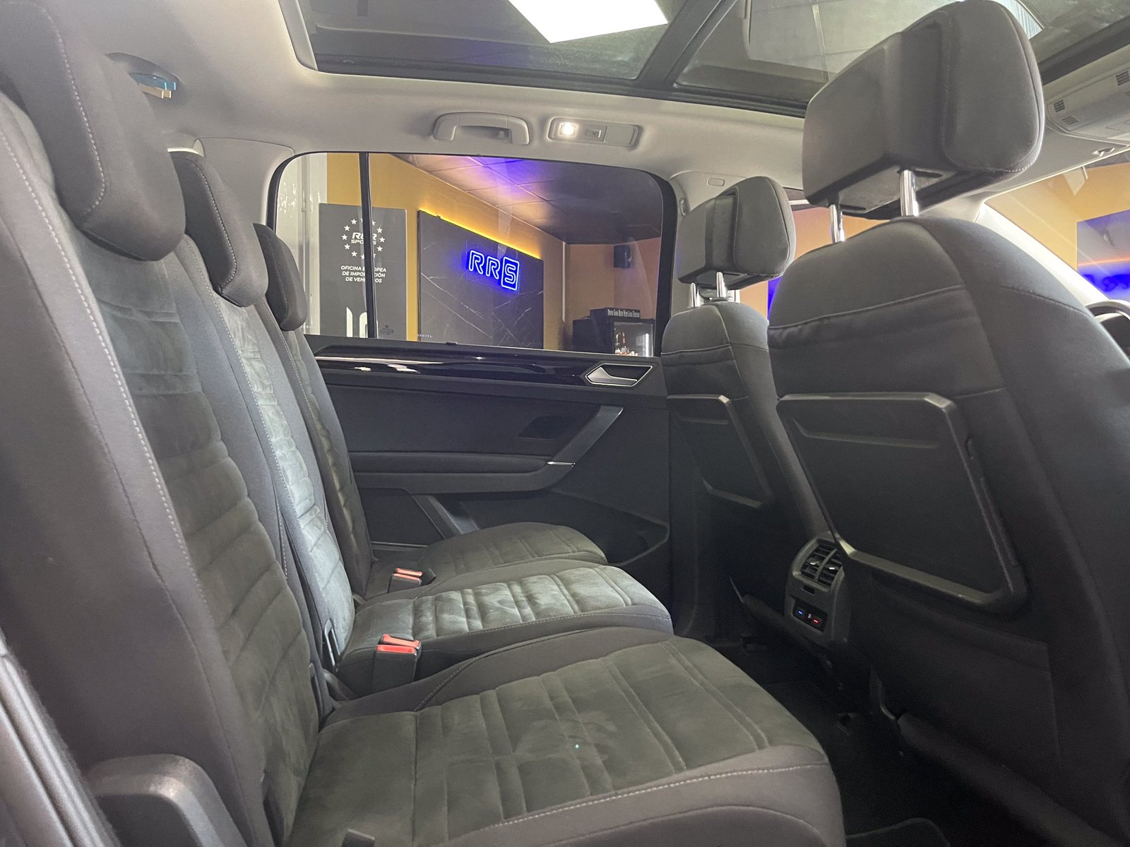 VOLKSWAGEN Touran 2.0 TDI Sport DSG