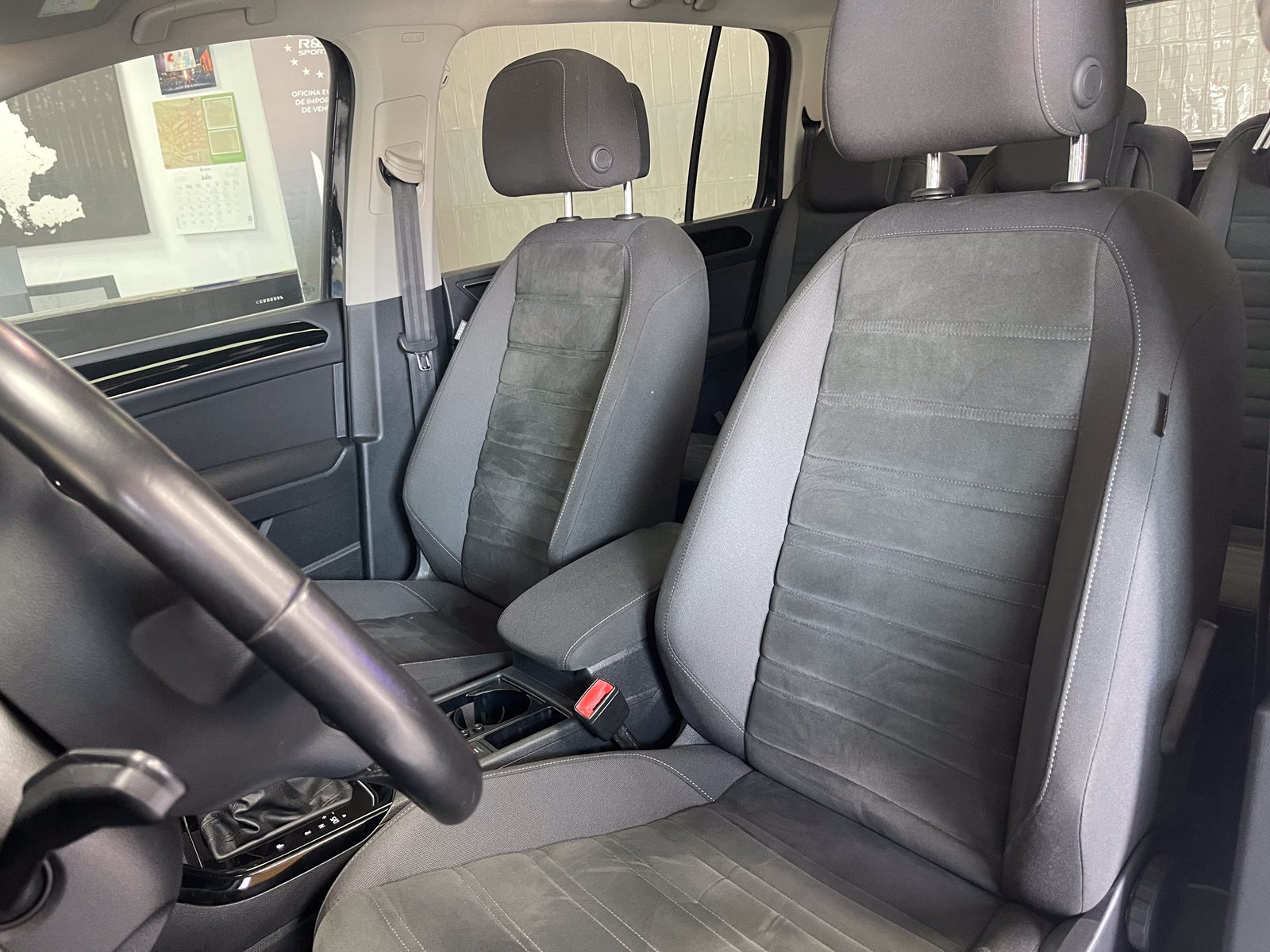 VOLKSWAGEN Touran 2.0 TDI Sport DSG