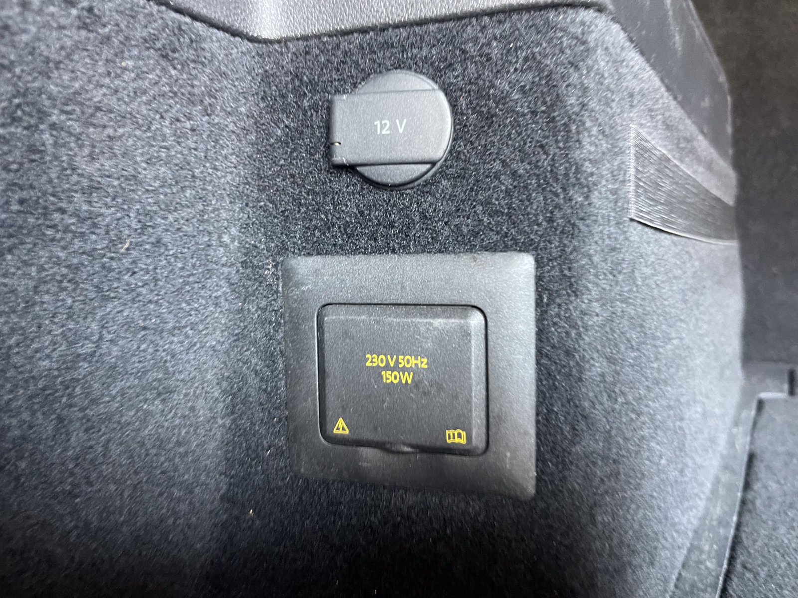 VOLKSWAGEN Touran 2.0 TDI Sport DSG
