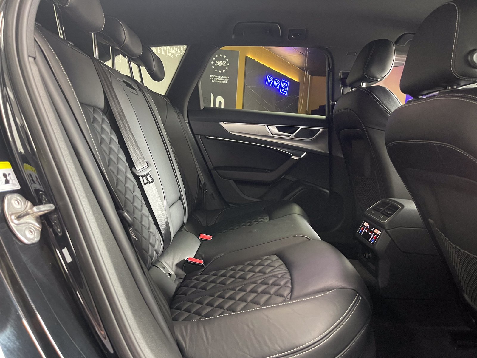 AUDI A6 50 TDI quattro Sport