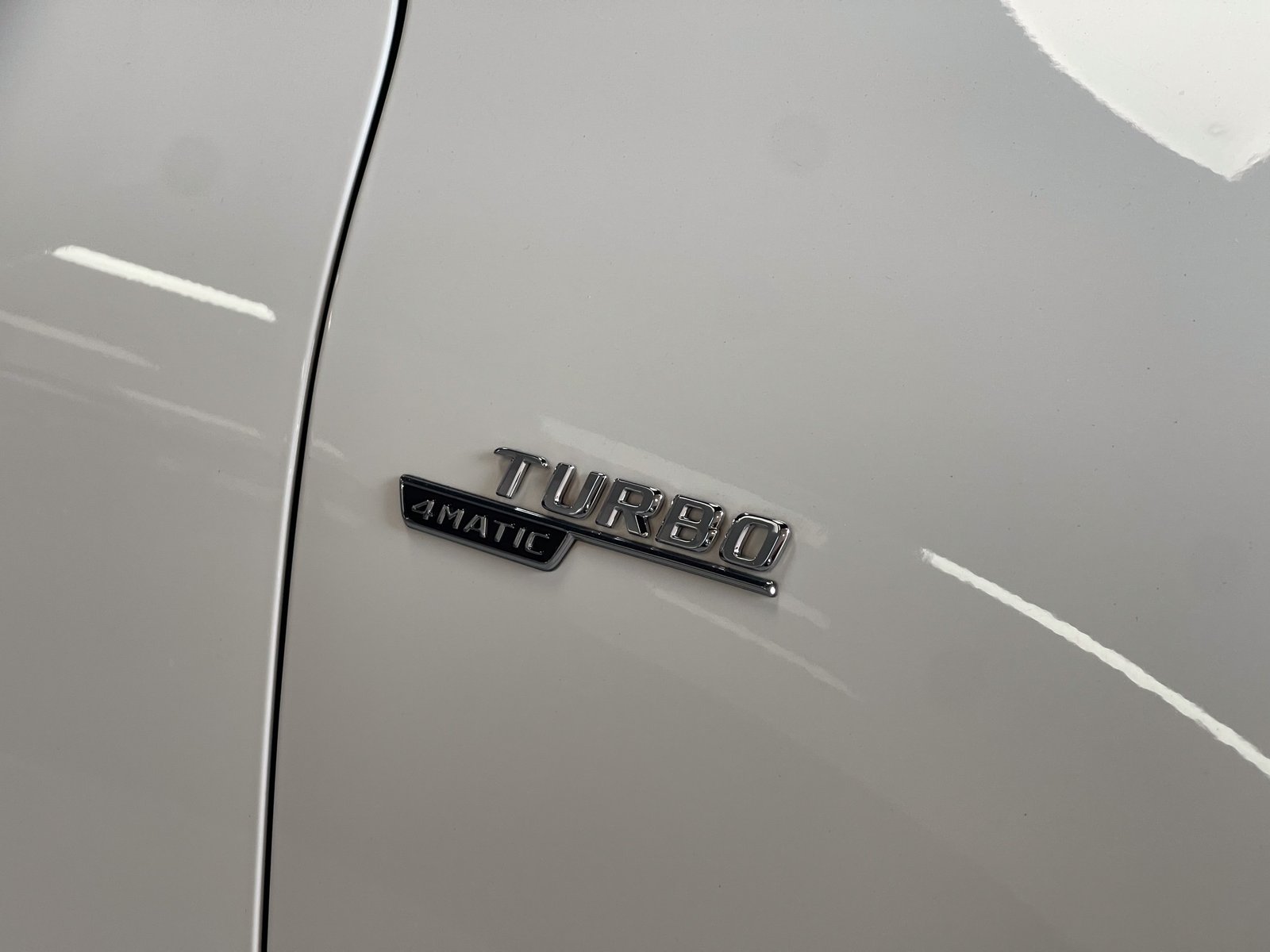 MERCEDES-BENZ CLA 35 AMG
