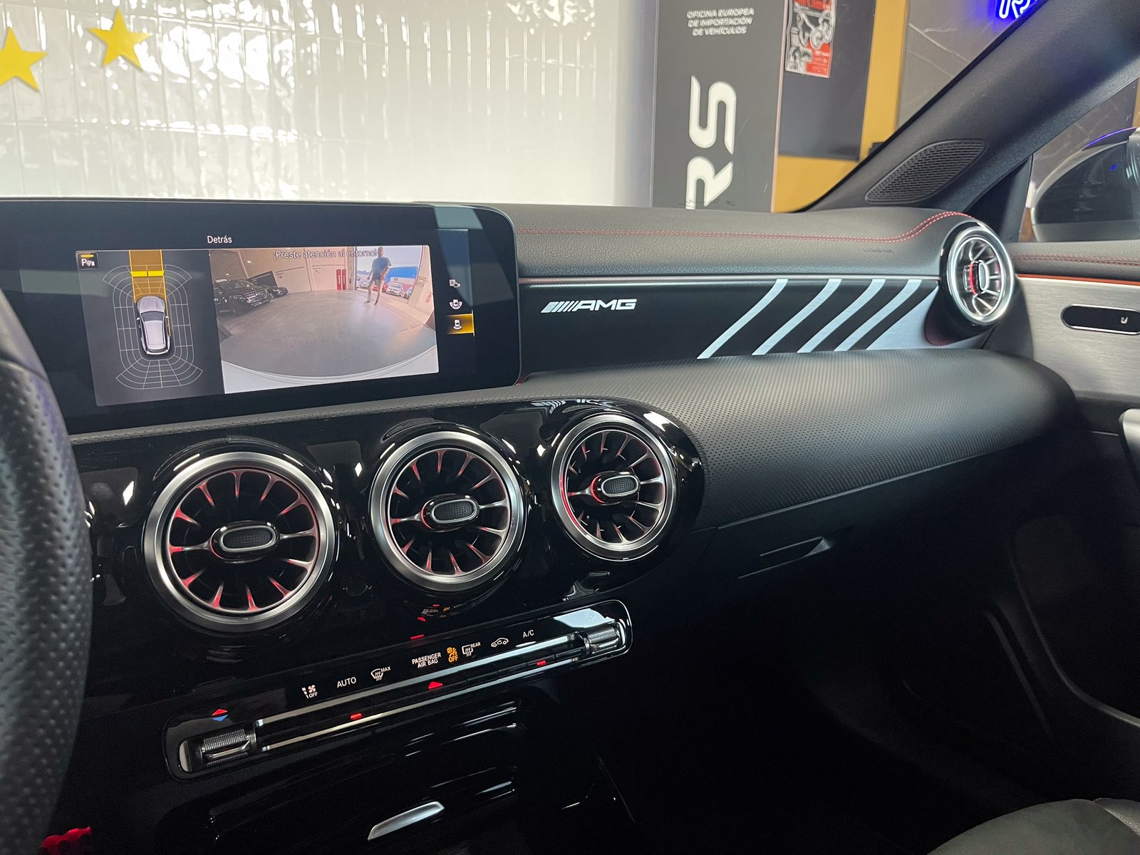 MERCEDES-BENZ CLA 35 AMG