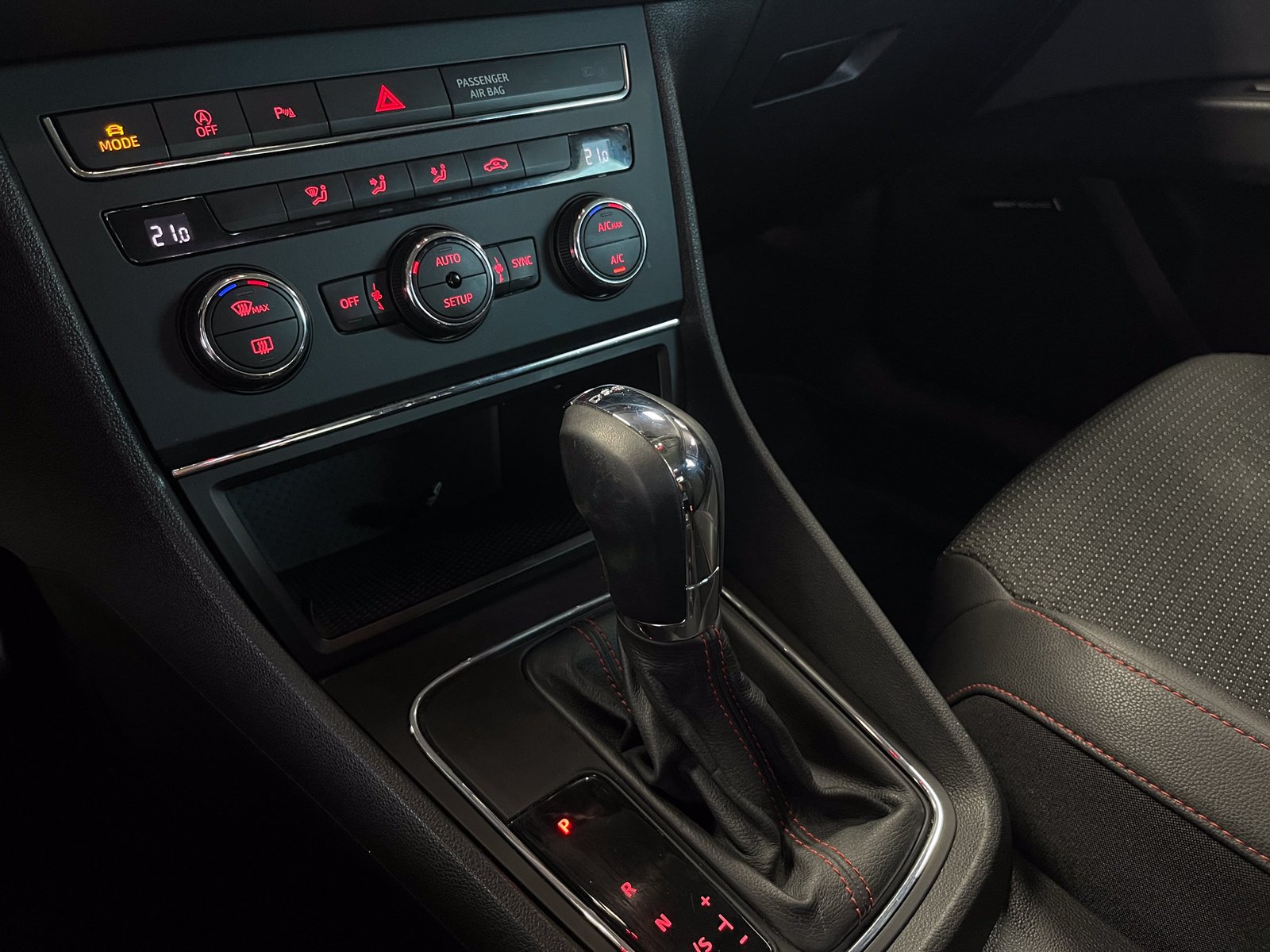 SEAT Leon 2.0 TDI FR