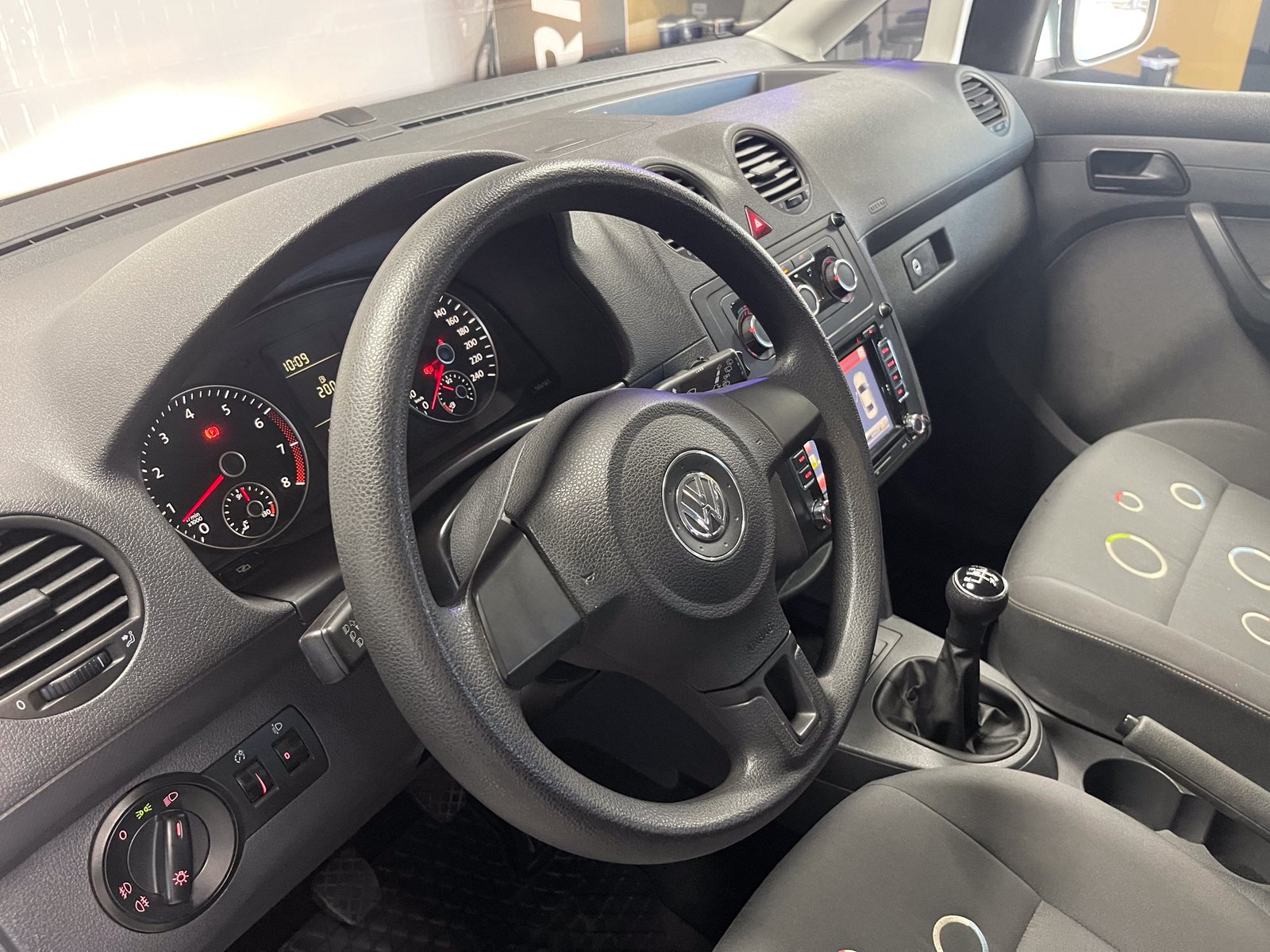 VOLKSWAGEN Caddy 1.2 TSI Trendline 