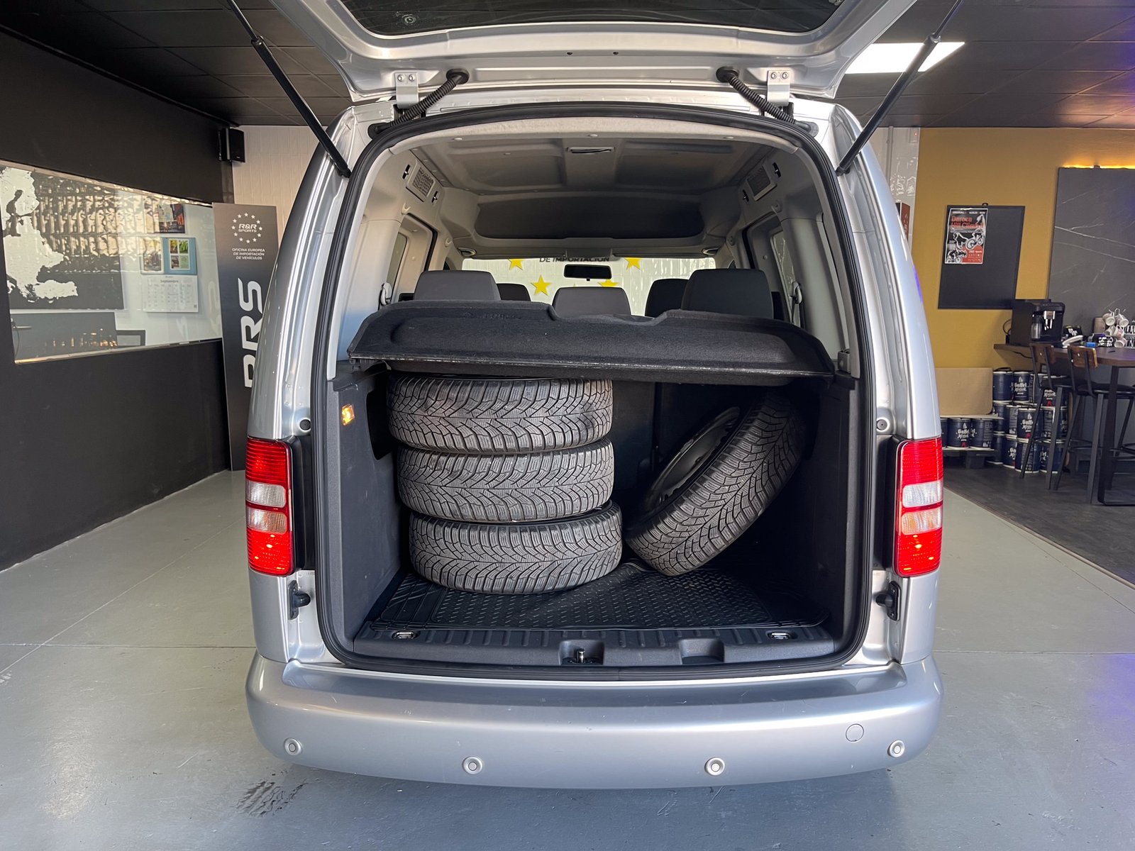 VOLKSWAGEN Caddy 1.2 TSI Trendline 