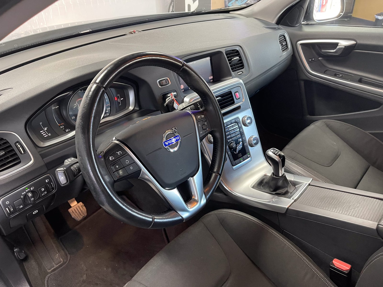 VOLVO V60 Cross Country 2.0 D3 Plus