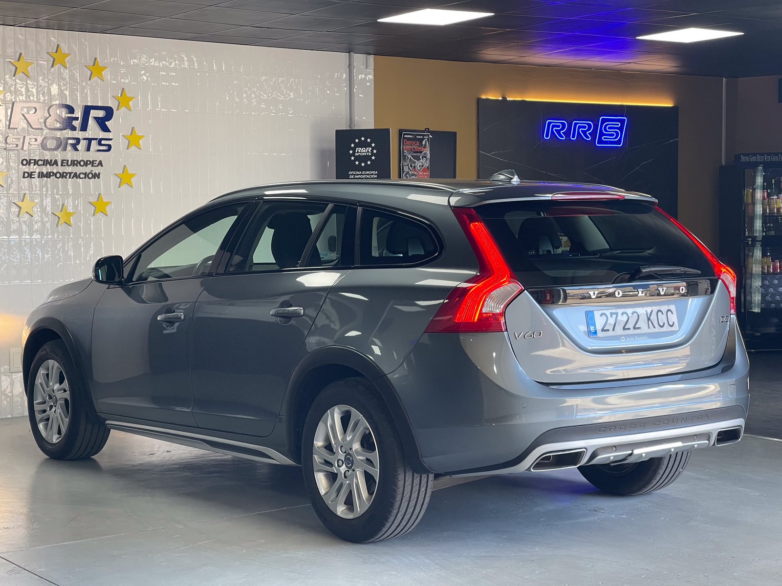 VOLVO V60 Cross Country 2.0 D3 Plus