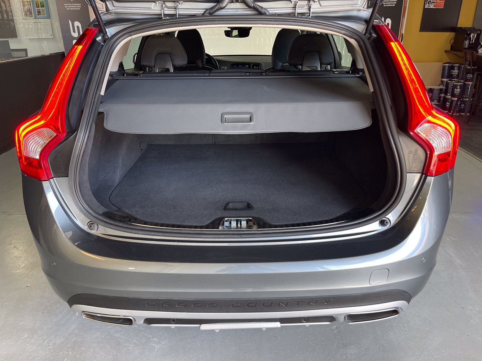 VOLVO V60 Cross Country 2.0 D3 Plus