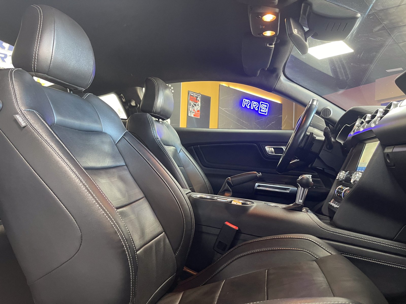 FORD Mustang 2.3 ECOBOOST PERFORMANCE