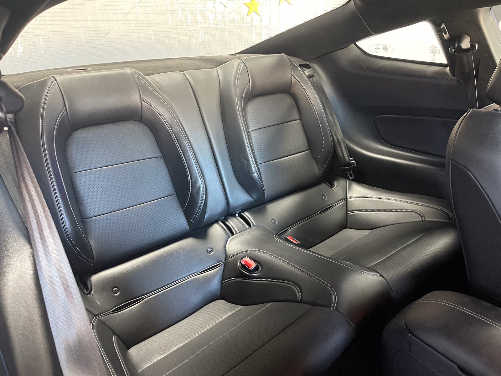 FORD Mustang 2.3 ECOBOOST PERFORMANCE