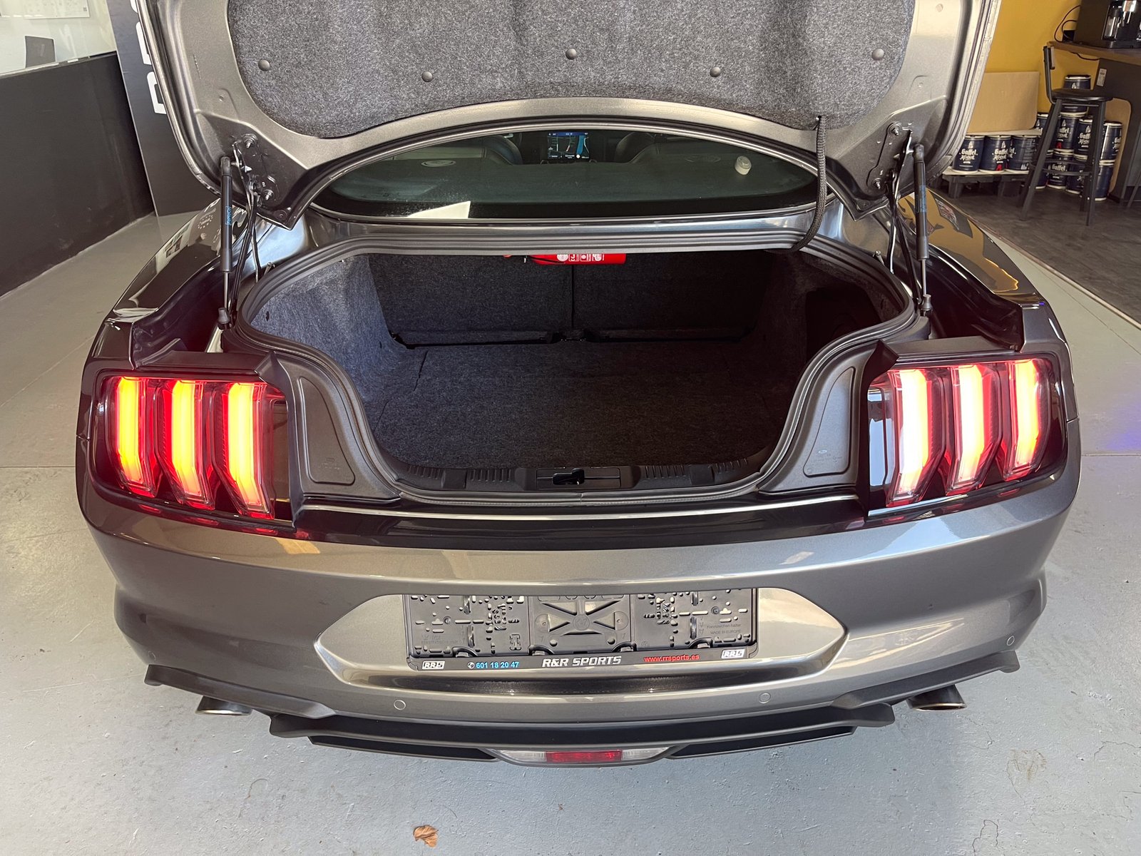 FORD Mustang 2.3 ECOBOOST PERFORMANCE