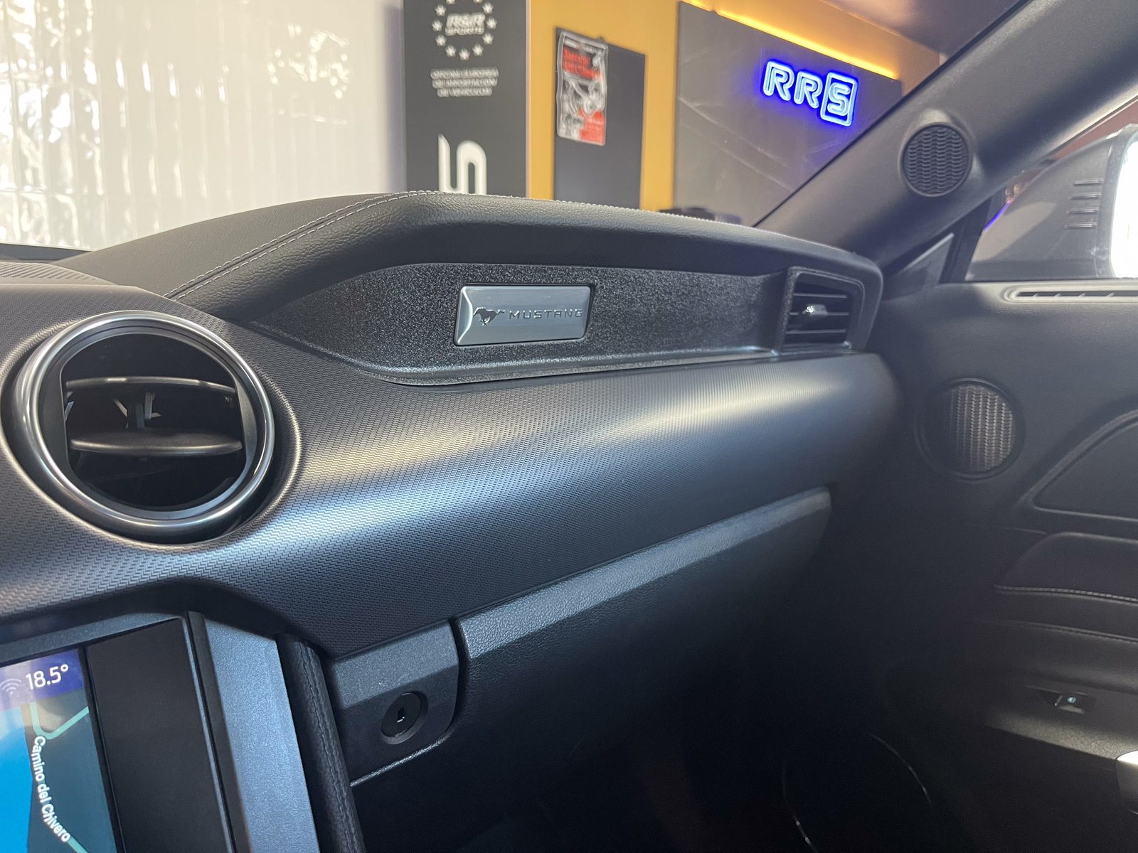 FORD Mustang 2.3 ECOBOOST PERFORMANCE