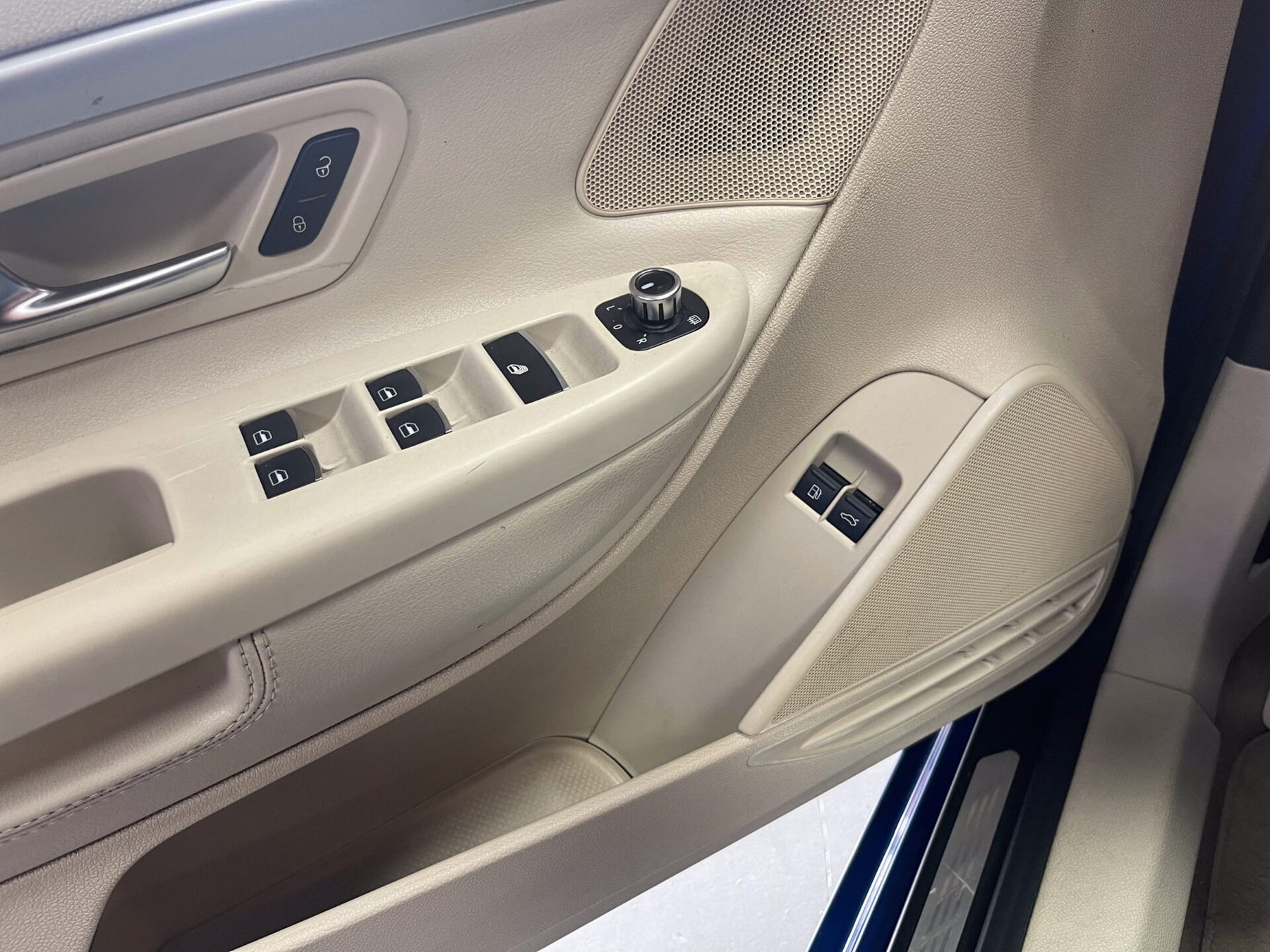 VOLKSWAGEN EOS 2.0 TDI Sport DSG