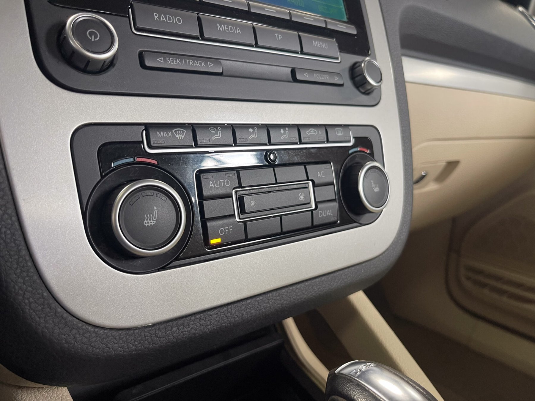 VOLKSWAGEN EOS 2.0 TDI Sport DSG