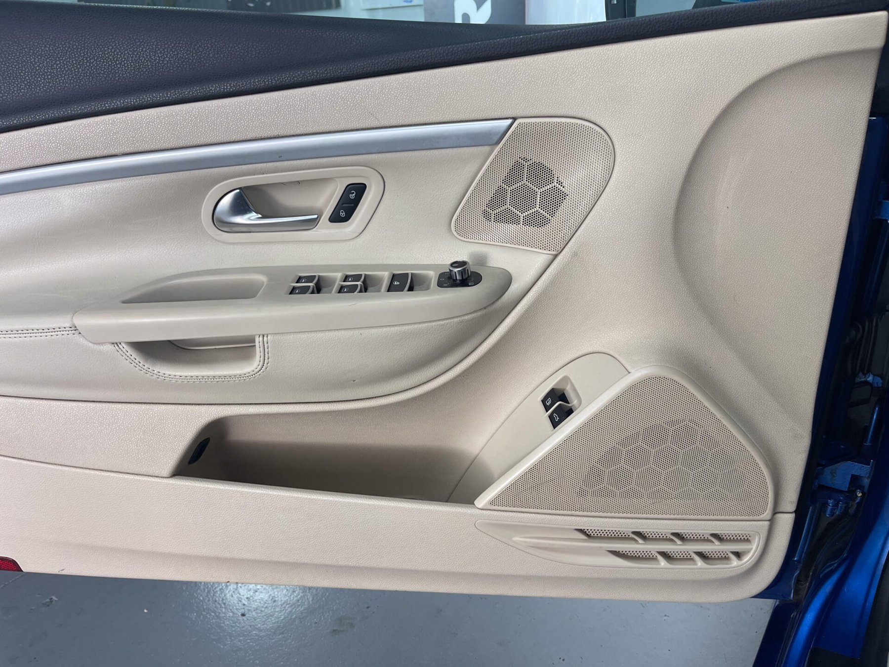 VOLKSWAGEN EOS 2.0 TDI Sport DSG