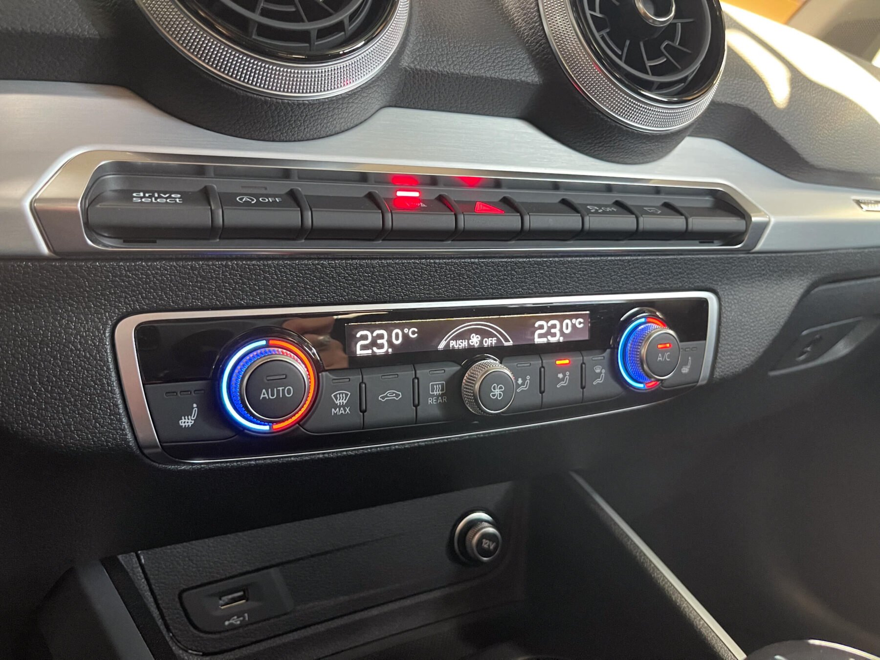 AUDI Q2 35 TFSI Sline