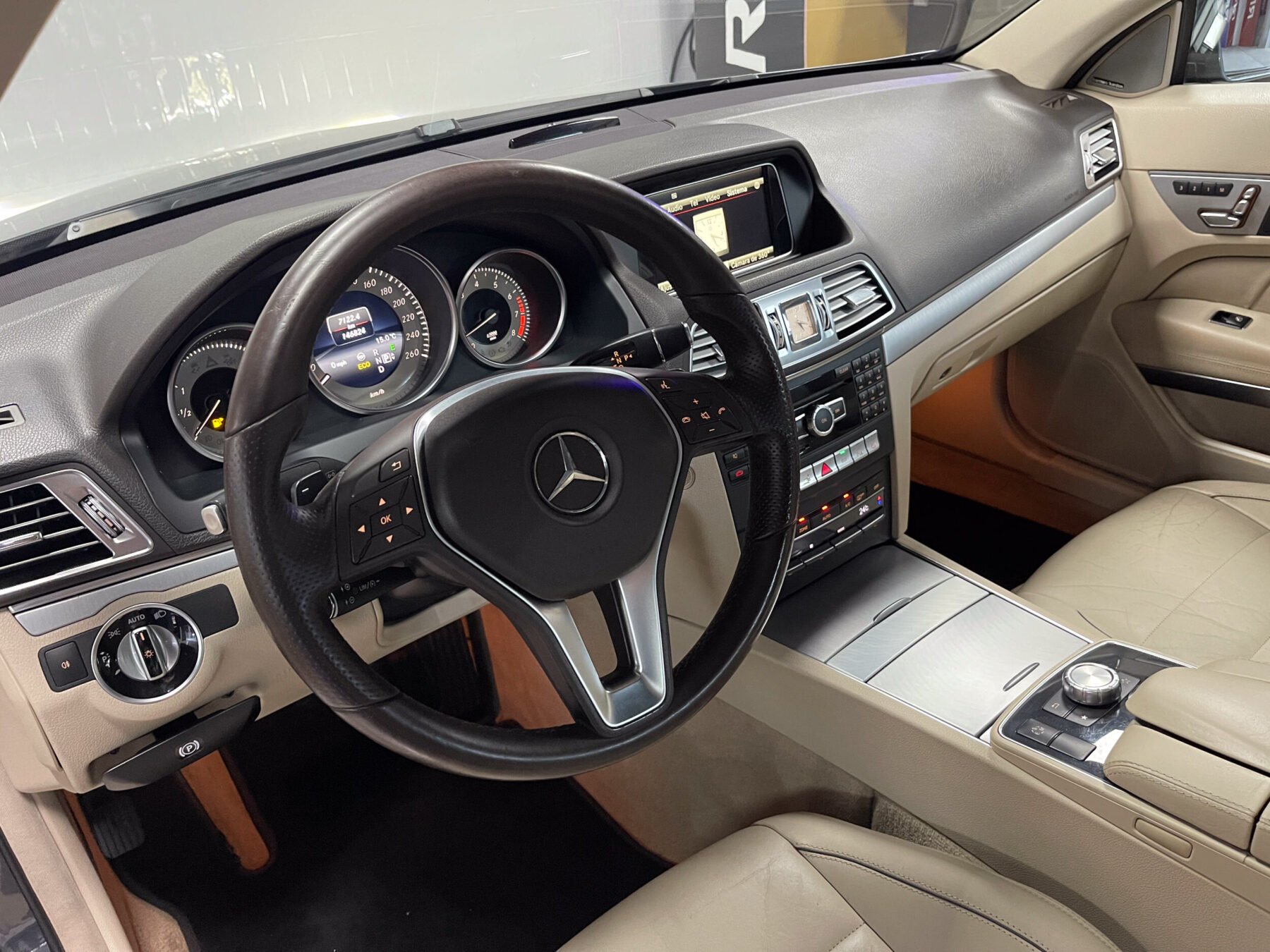 MERCEDES-BENZ Clase E 250 CGI BlueE