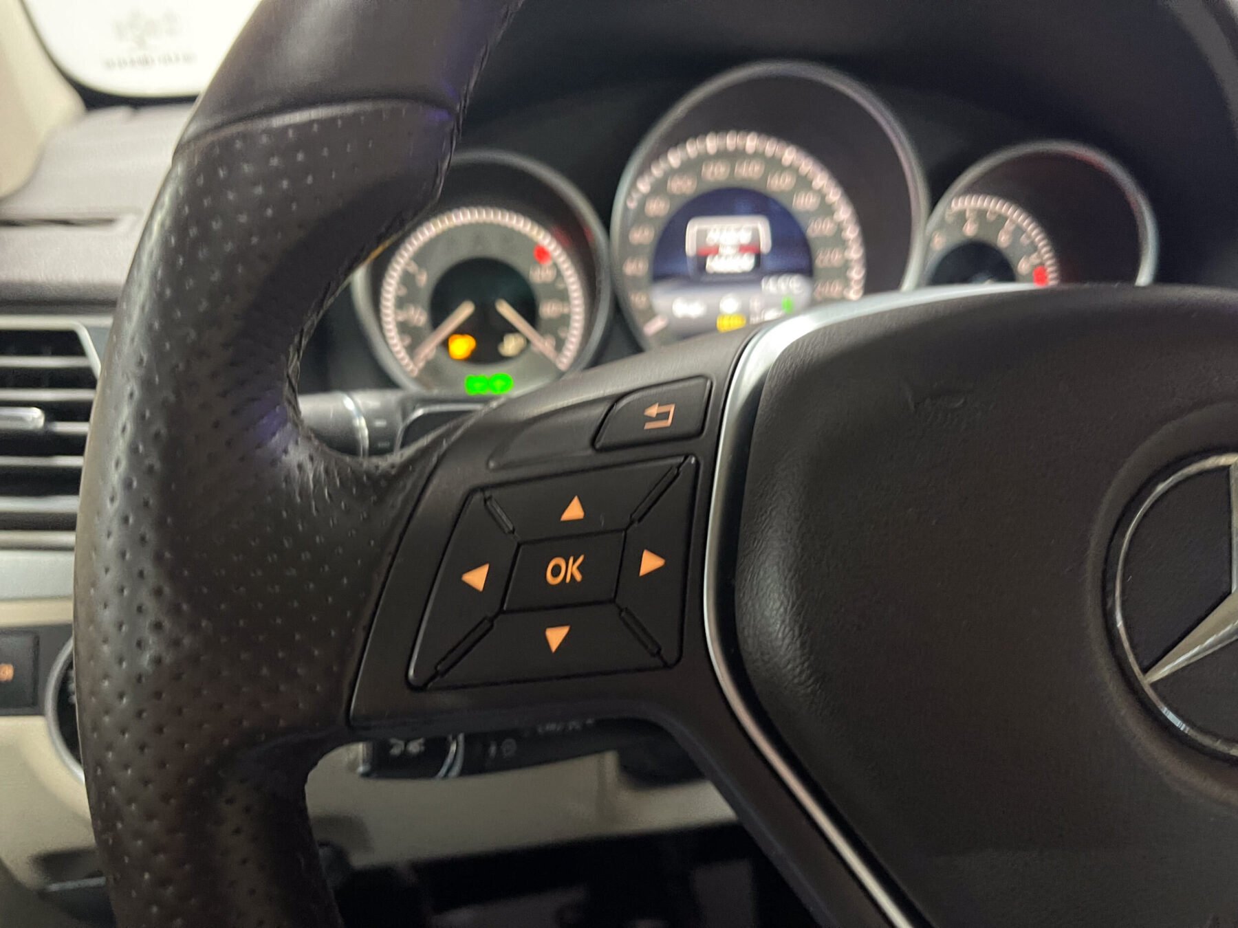 MERCEDES-BENZ Clase E 250 CGI BlueE