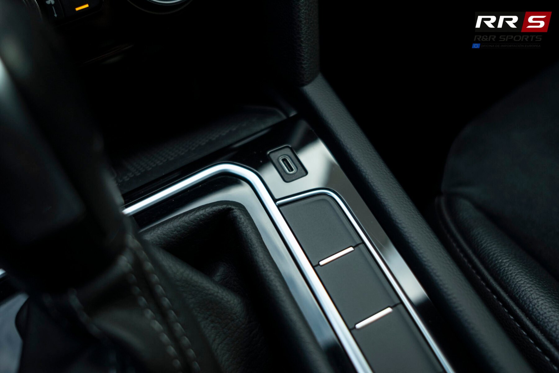 VOLKSWAGEN Arteon RLINE 2.0 TDI