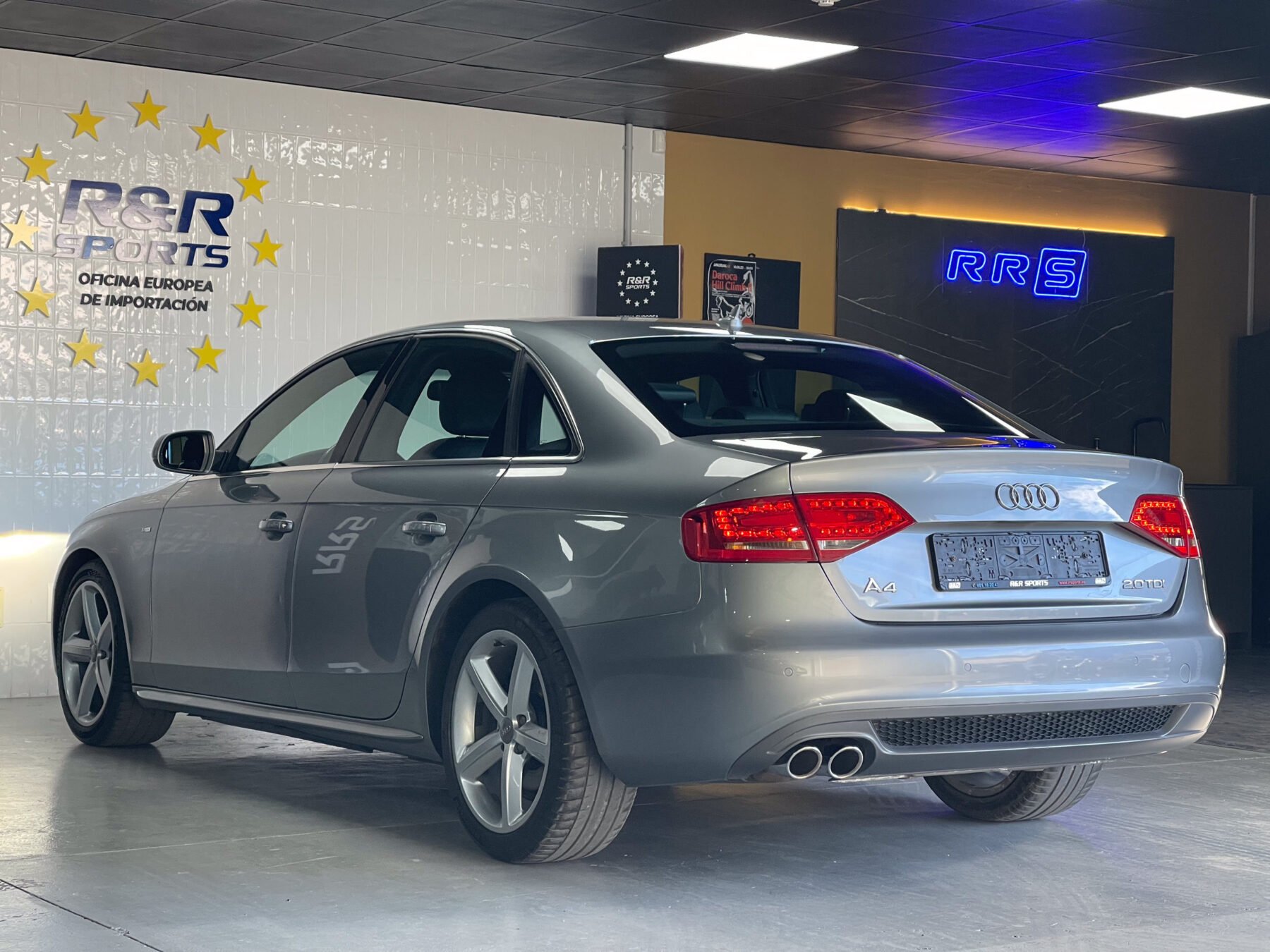 AUDI A4 2.0 TDI 