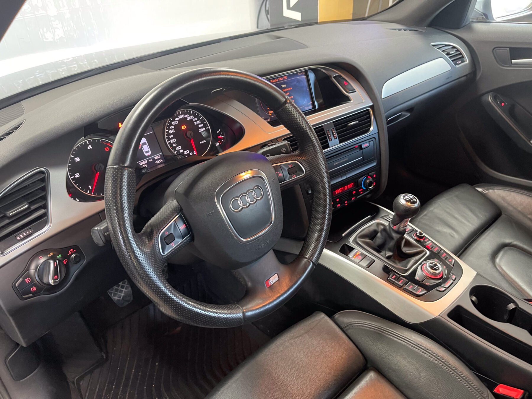 AUDI A4 2.0 TDI 