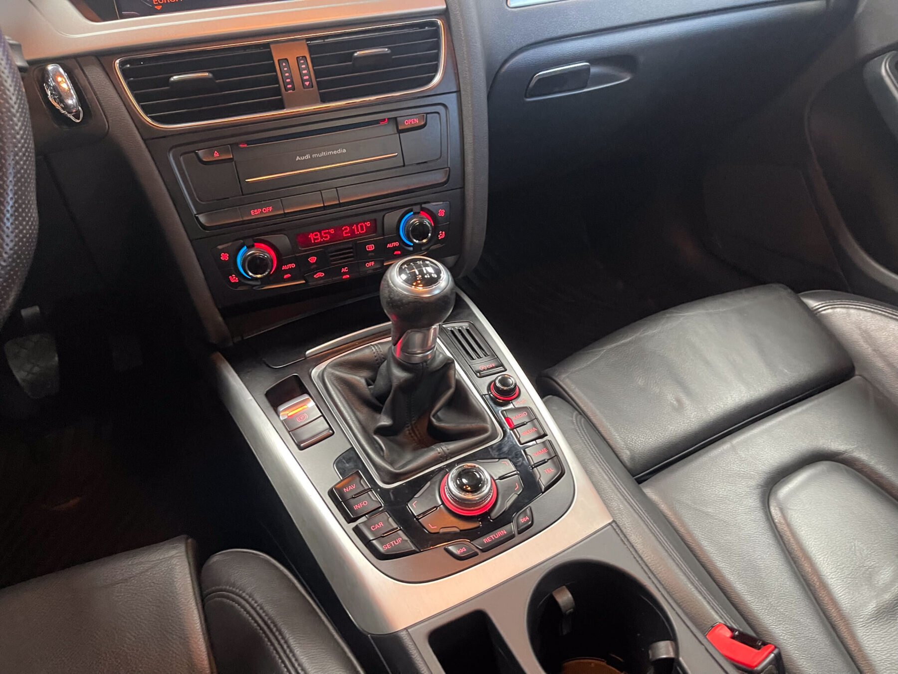 AUDI A4 2.0 TDI 