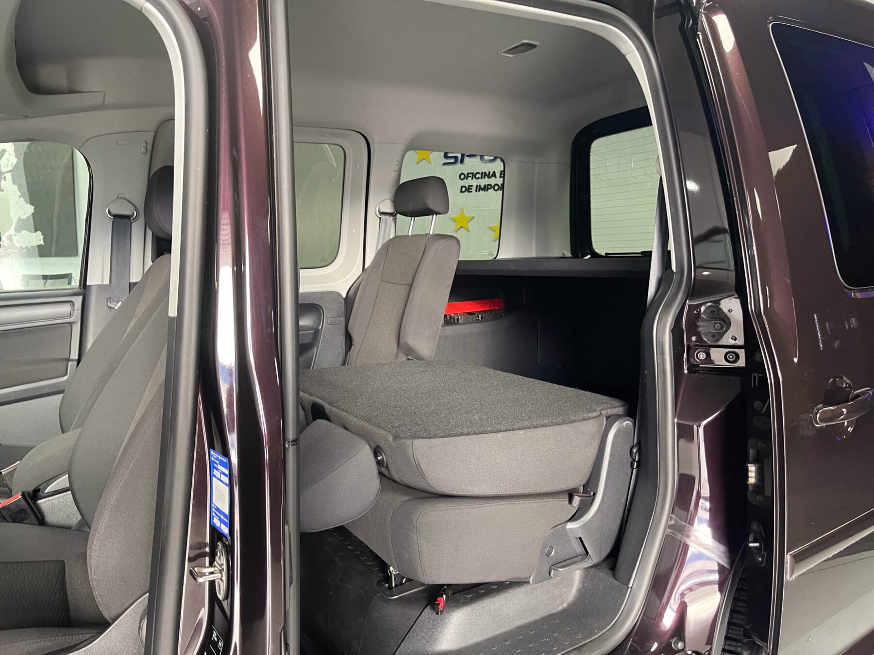 VOLKSWAGEN Caddy 2.0 TDI Trendline DSG