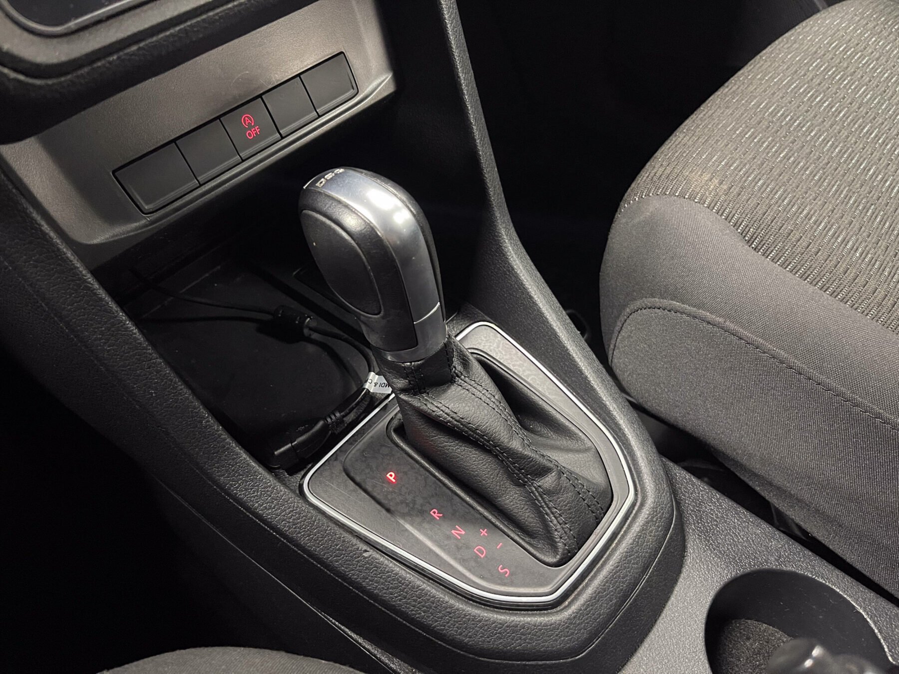 VOLKSWAGEN Caddy 2.0 TDI Trendline DSG