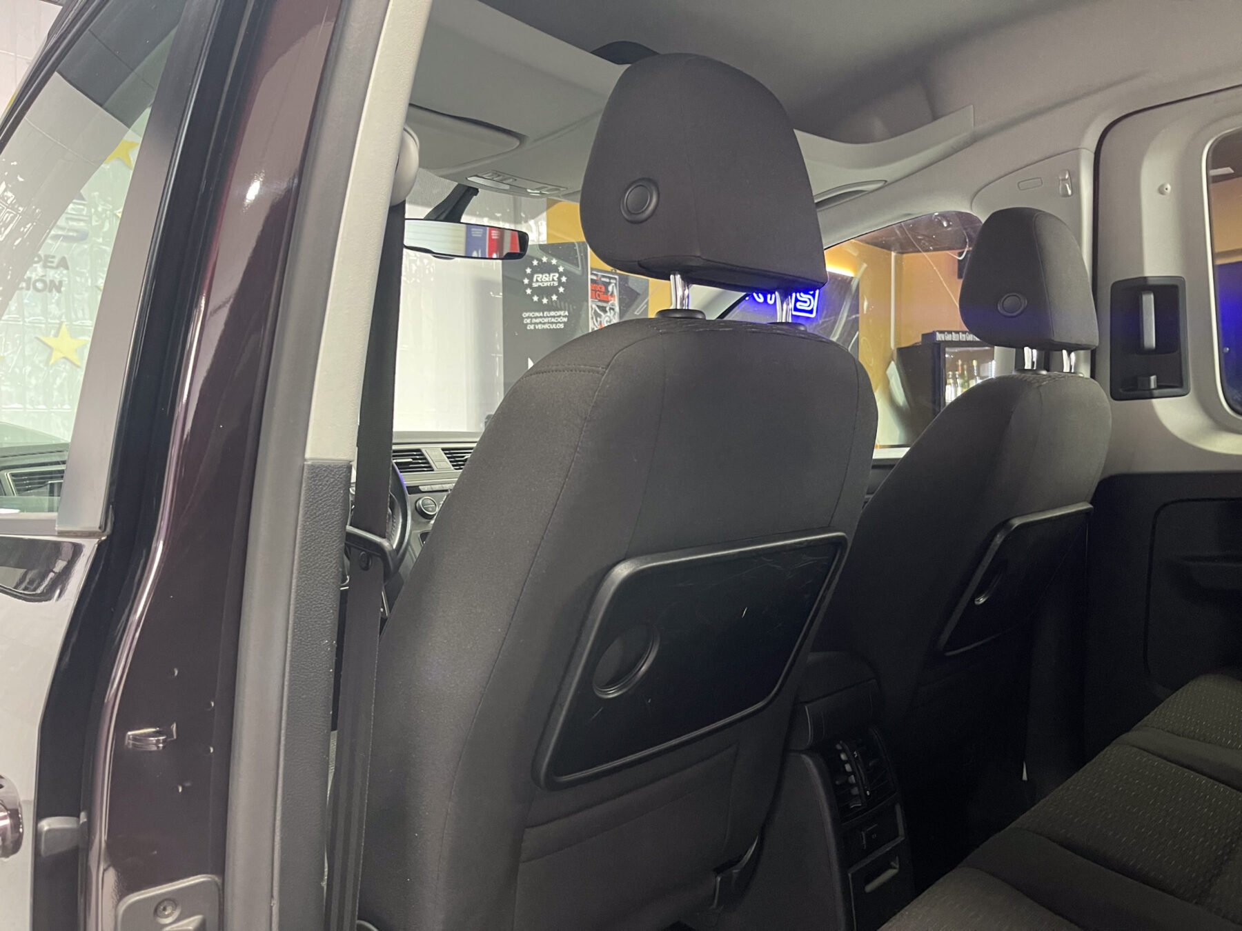 VOLKSWAGEN Caddy 2.0 TDI Trendline DSG