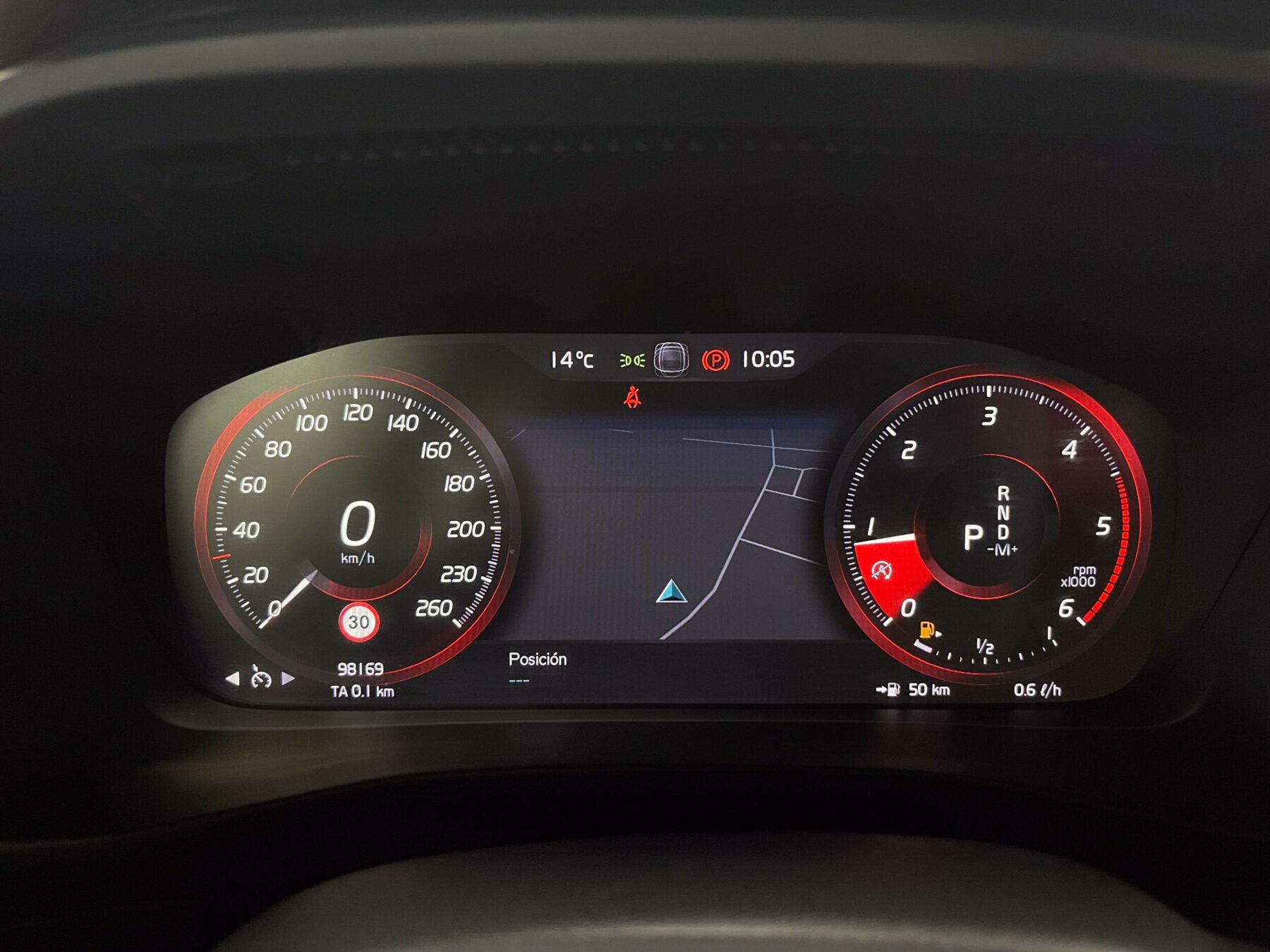 VOLVO XC40 2.0 D4 R Design 