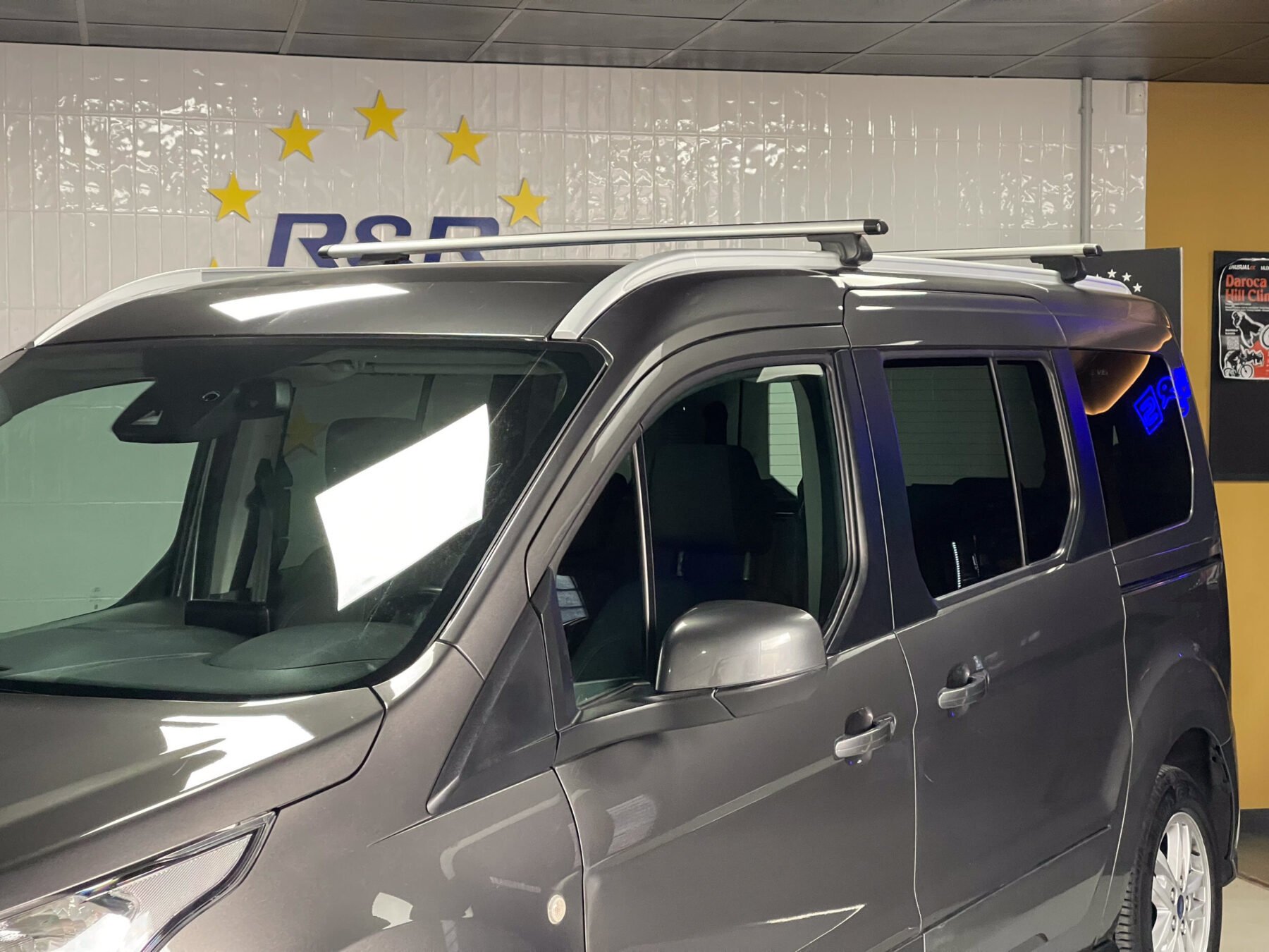 FORD Grand Tourneo 1.5 TDCi Titanium 