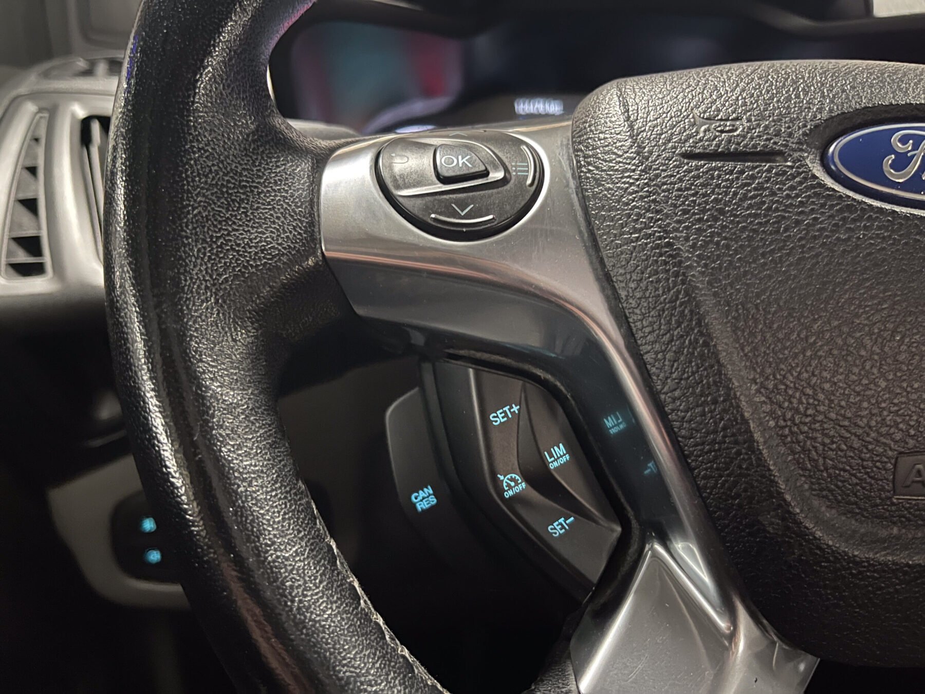 FORD Grand Tourneo 1.5 TDCi Titanium 