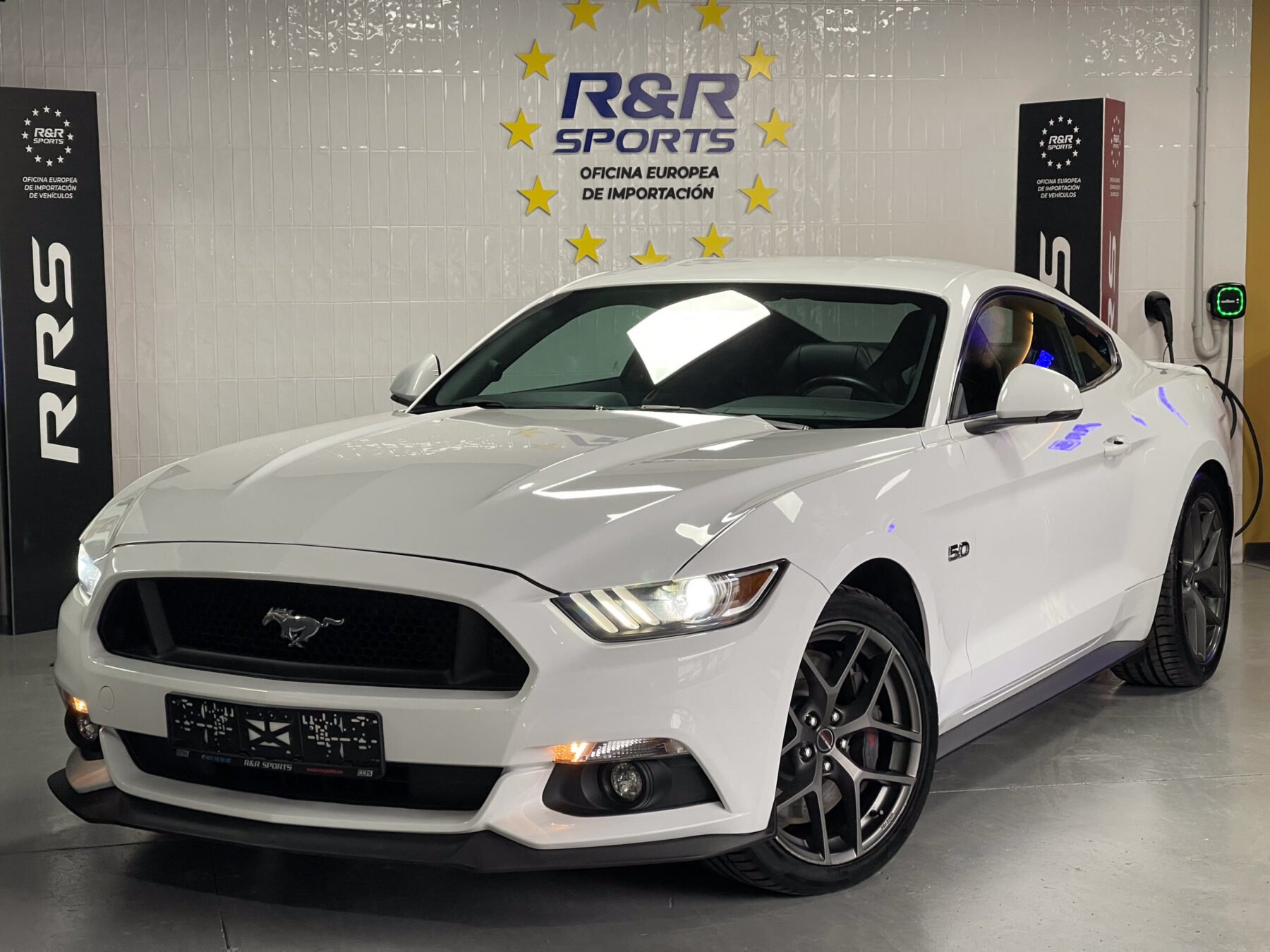 FORD Mustang GT V8 5.0
