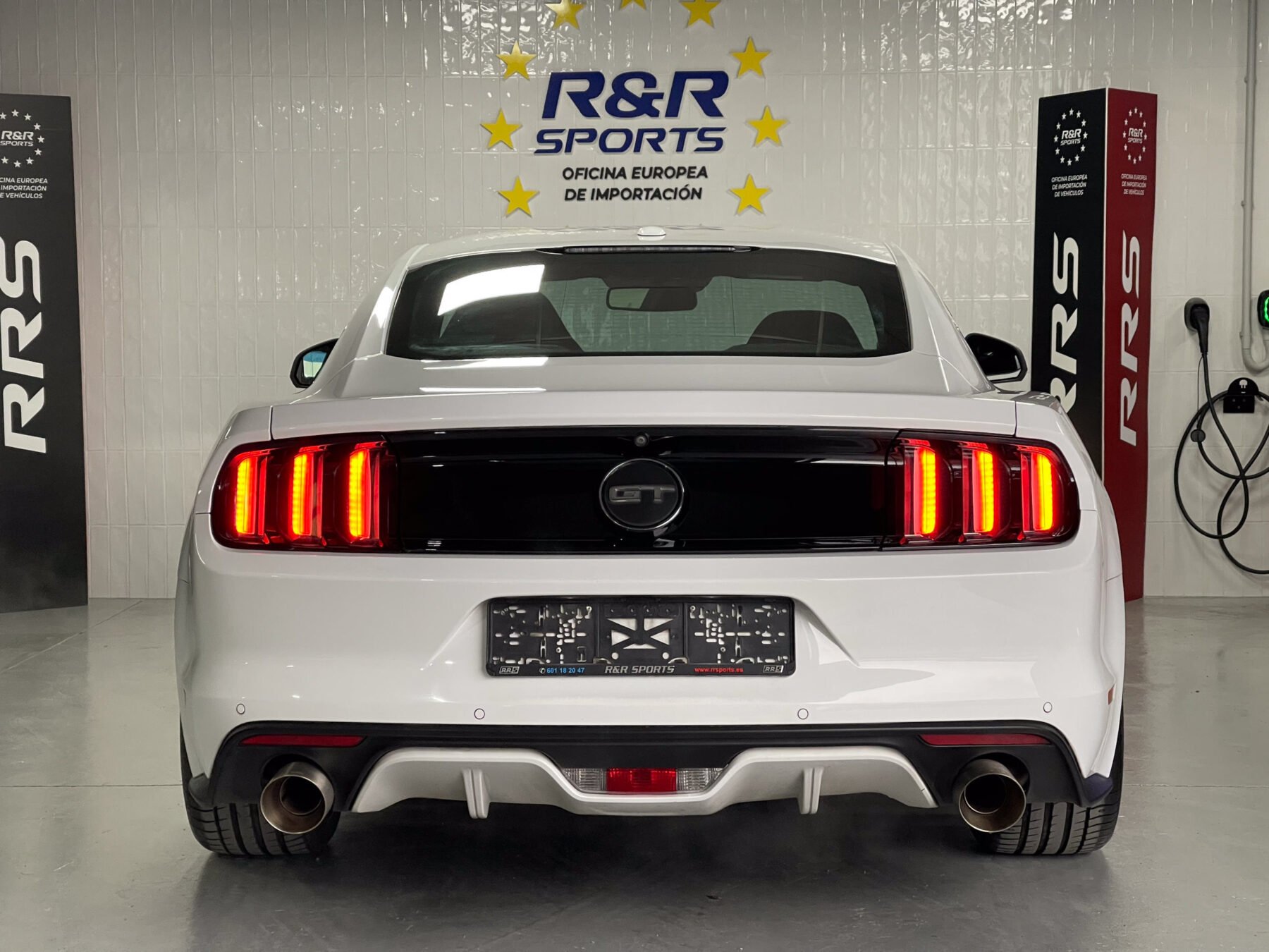 FORD Mustang GT V8 5.0