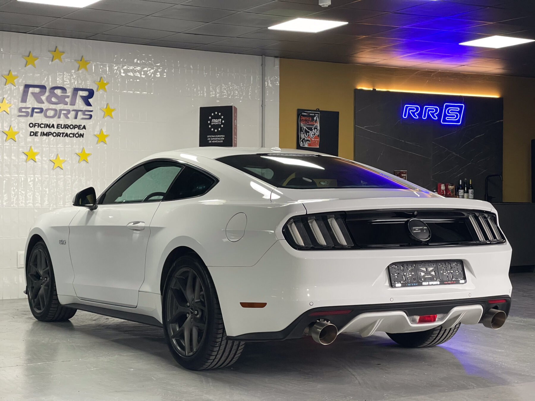 FORD Mustang GT V8 5.0