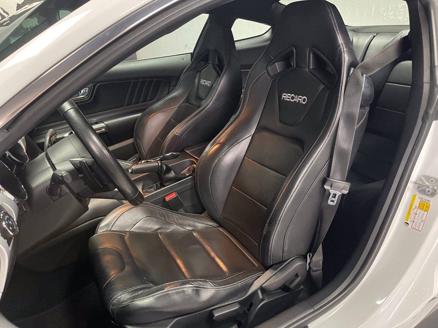 FORD Mustang GT V8 5.0