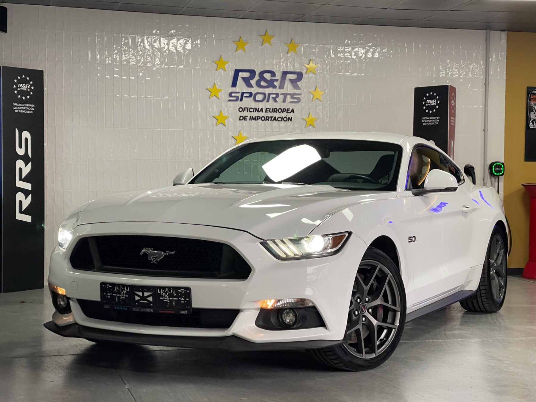 FORD Mustang GT V8 5.0