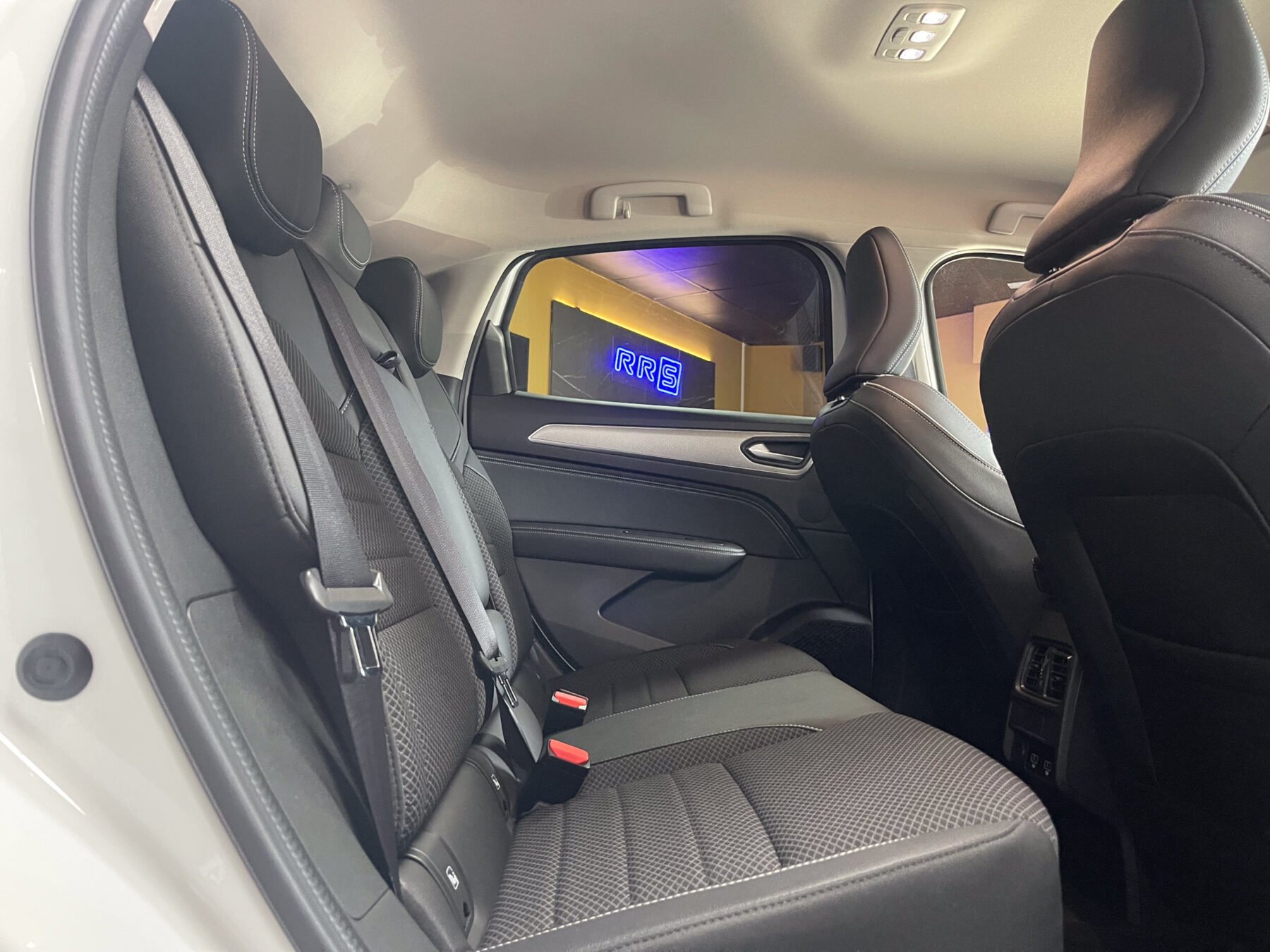 RENAULT Arkana Hybrid E-TECH