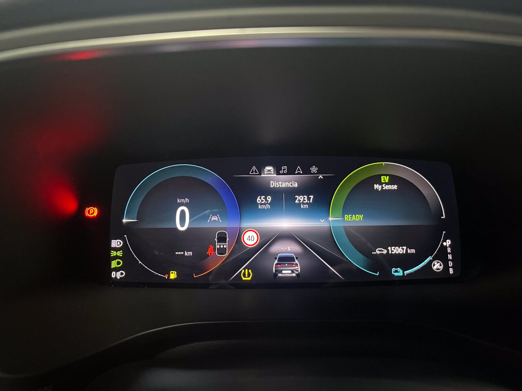 RENAULT Arkana Hybrid E-TECH