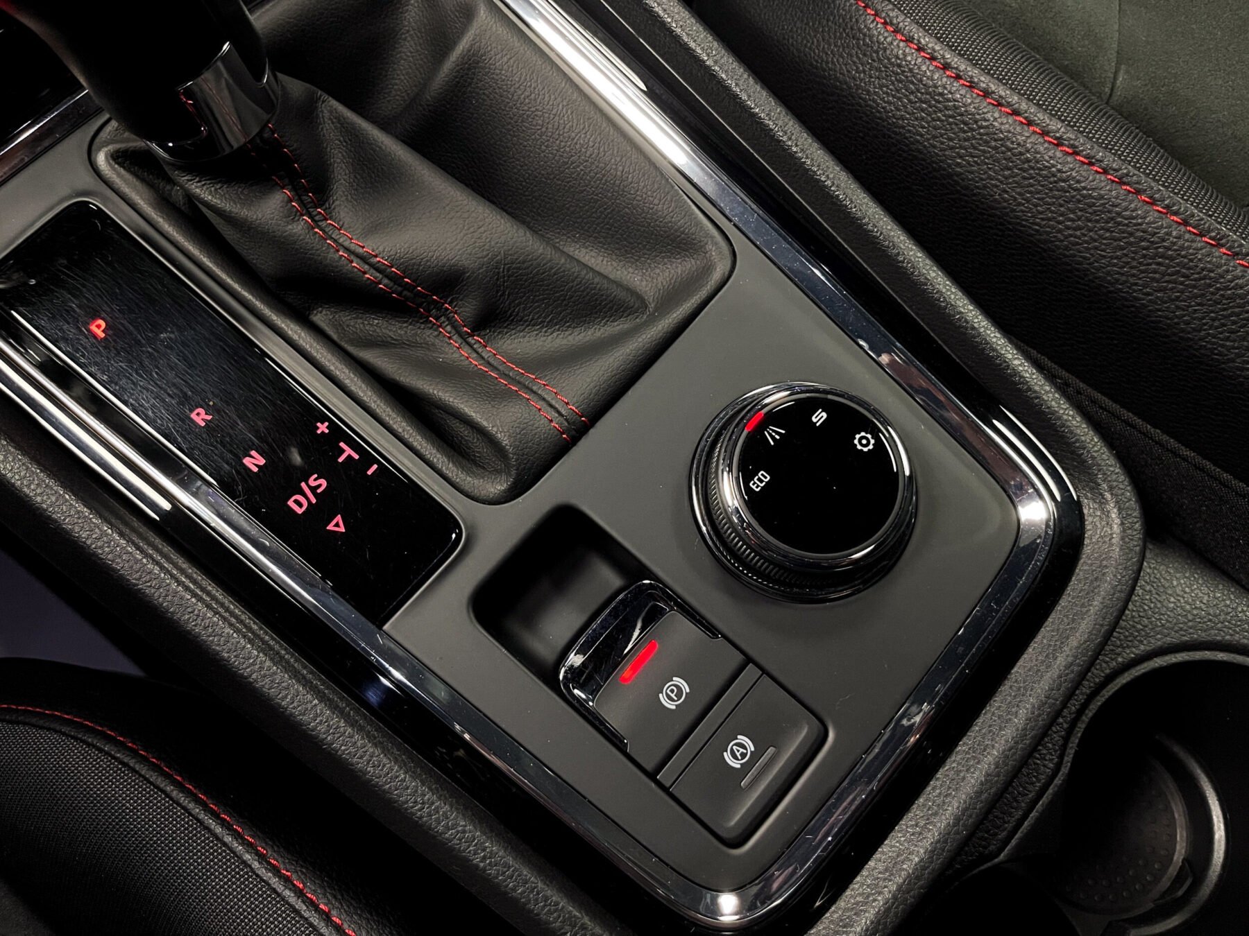 SEAT 2.0 TDI FR EDITION DSG SS